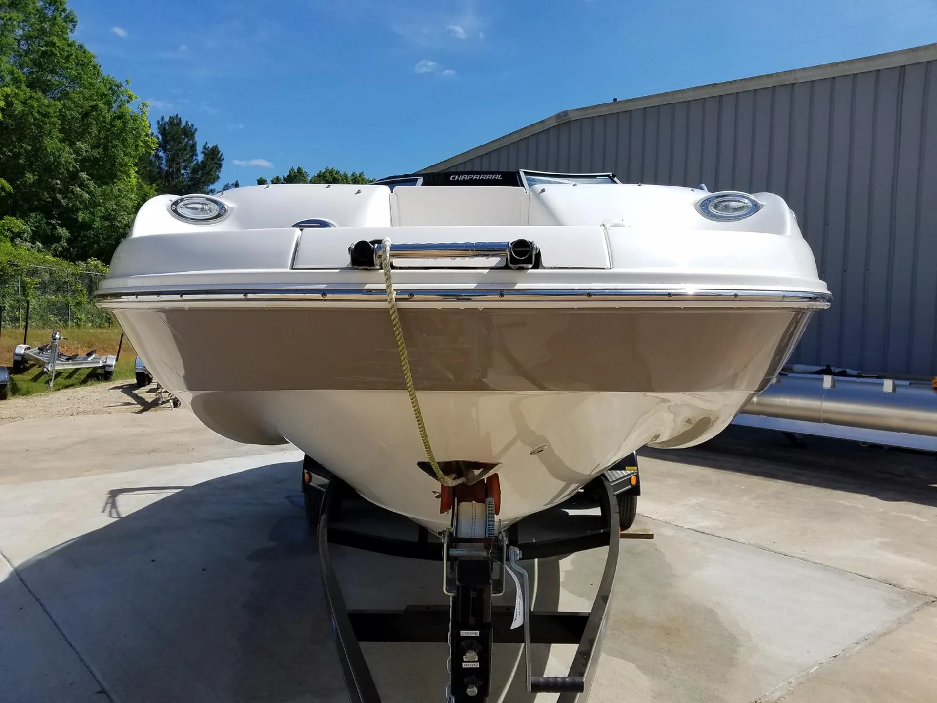 Chaparral Boats Sunesta 254 in Flowery Branch, GA — photo 3