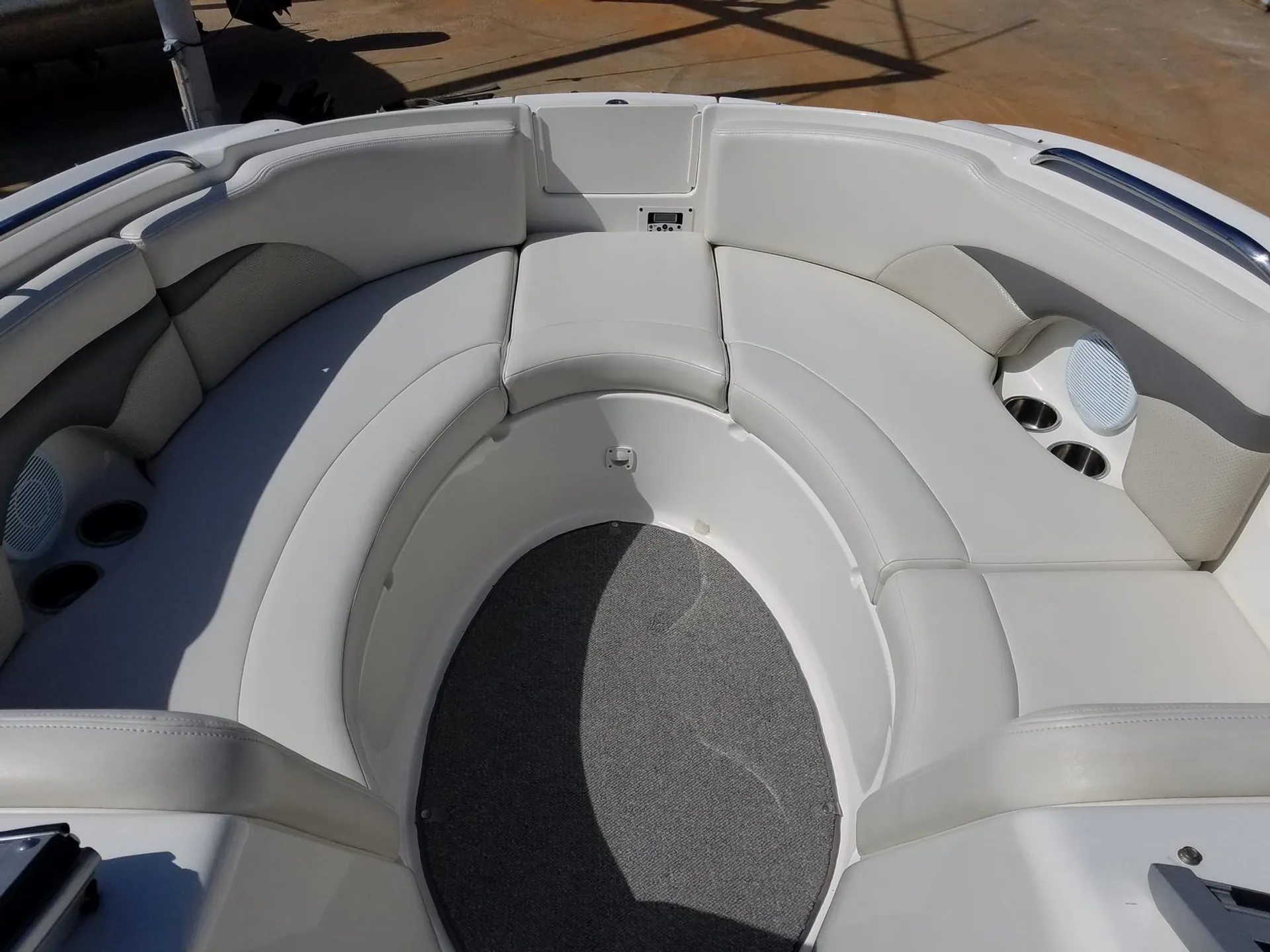 Chaparral Boats Sunesta 254 in Flowery Branch, GA — photo 6