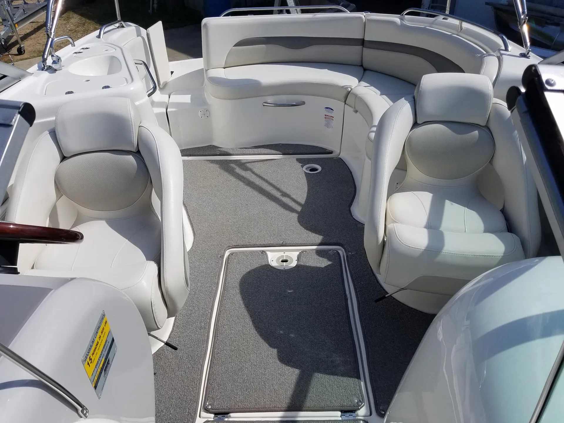 Chaparral Boats Sunesta 254 in Flowery Branch, GA — photo 7