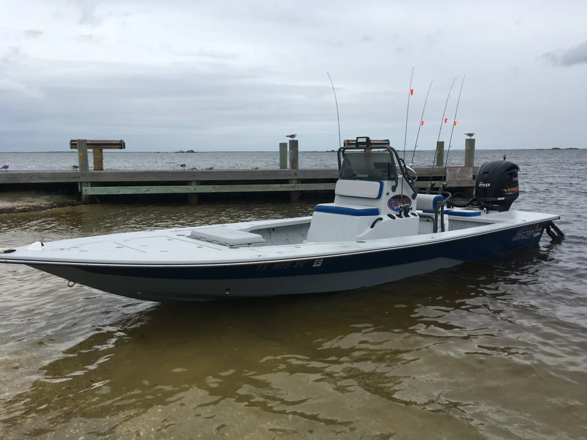 Majek Boats 2200 Extreme HP in Port Mansfield, TX — photo 2