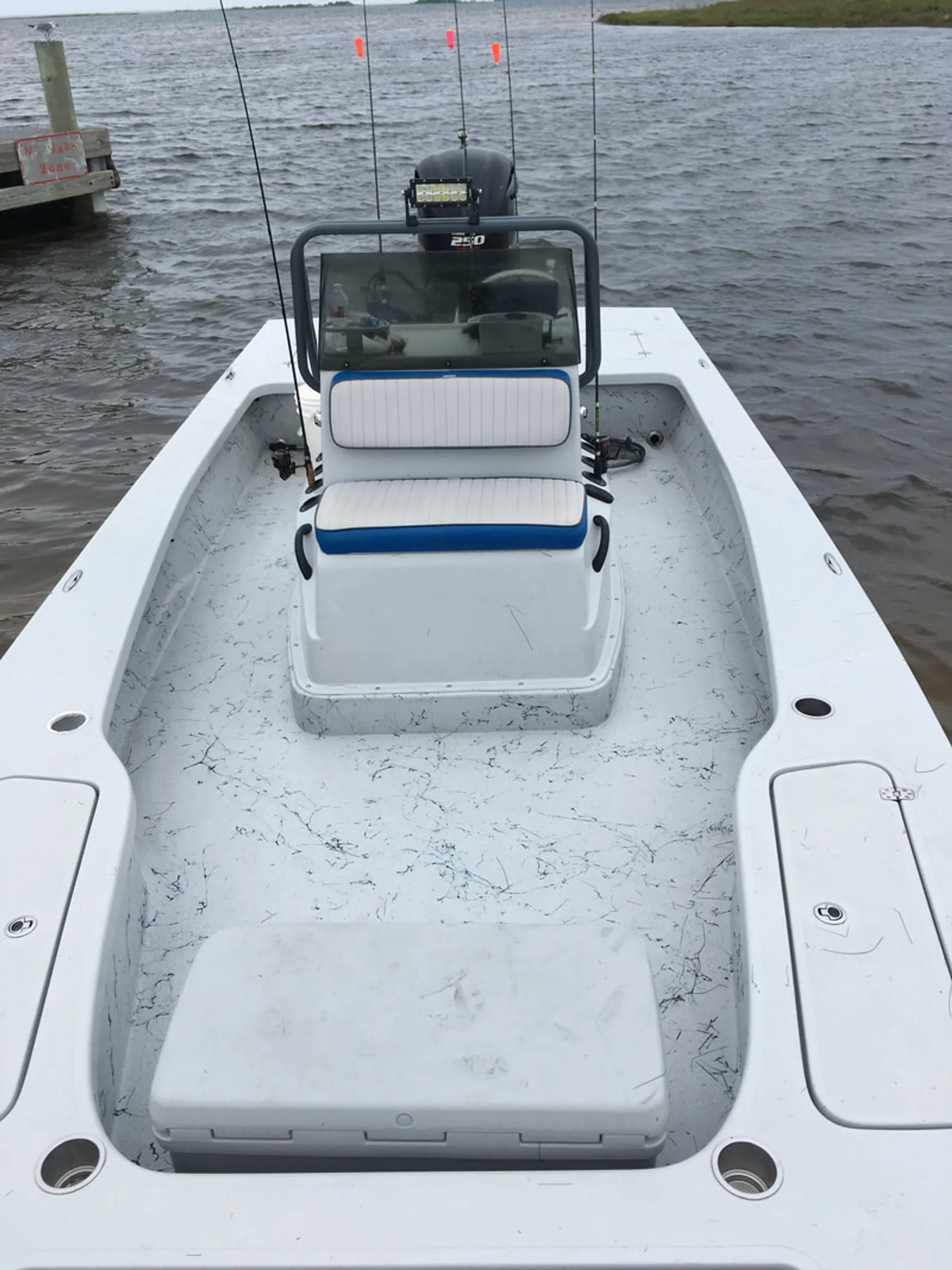Majek Boats 2200 Extreme HP in Port Mansfield, TX — photo 4