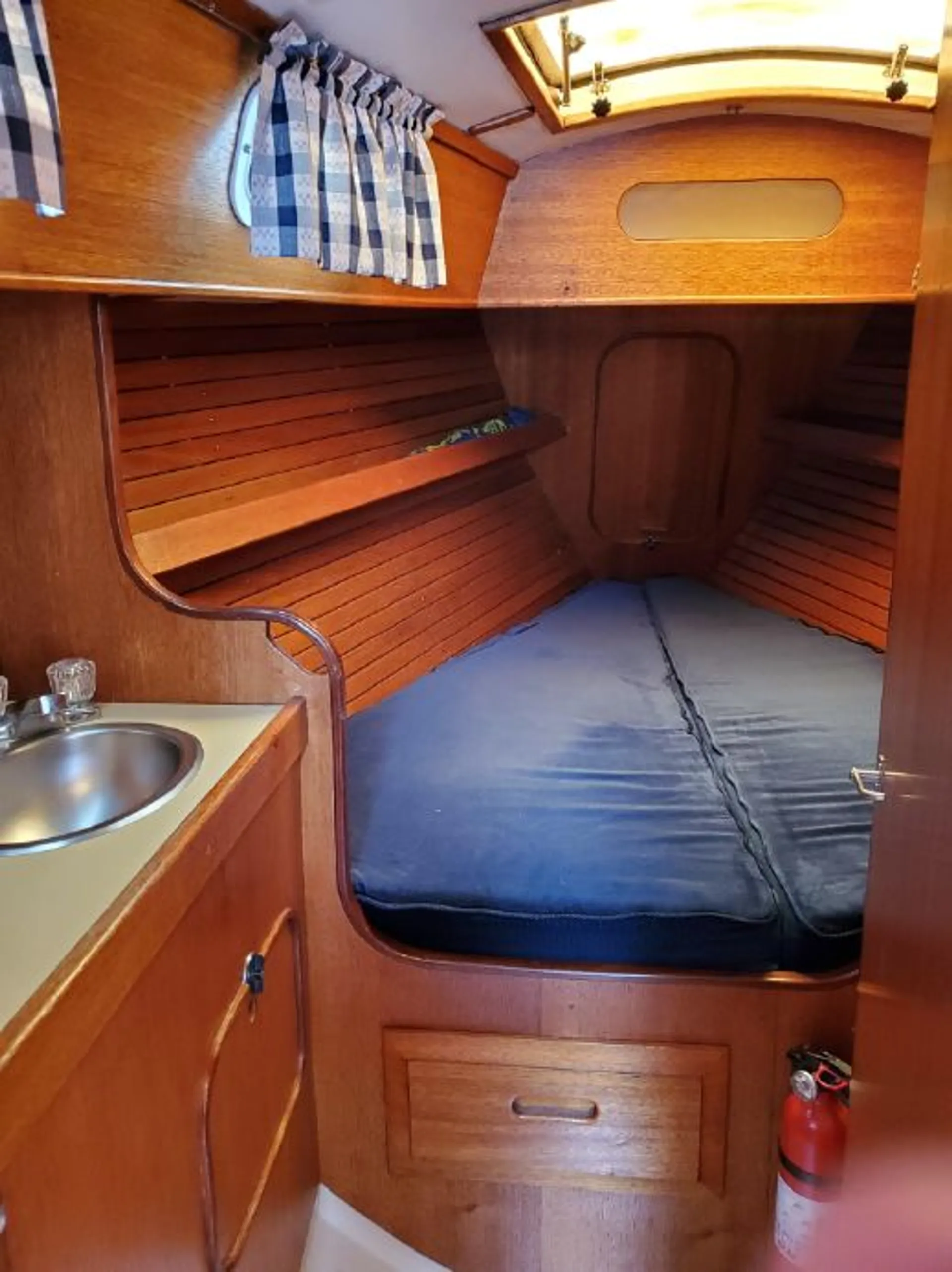 "Equinox" - Center of the Sun - Lippincott 30'