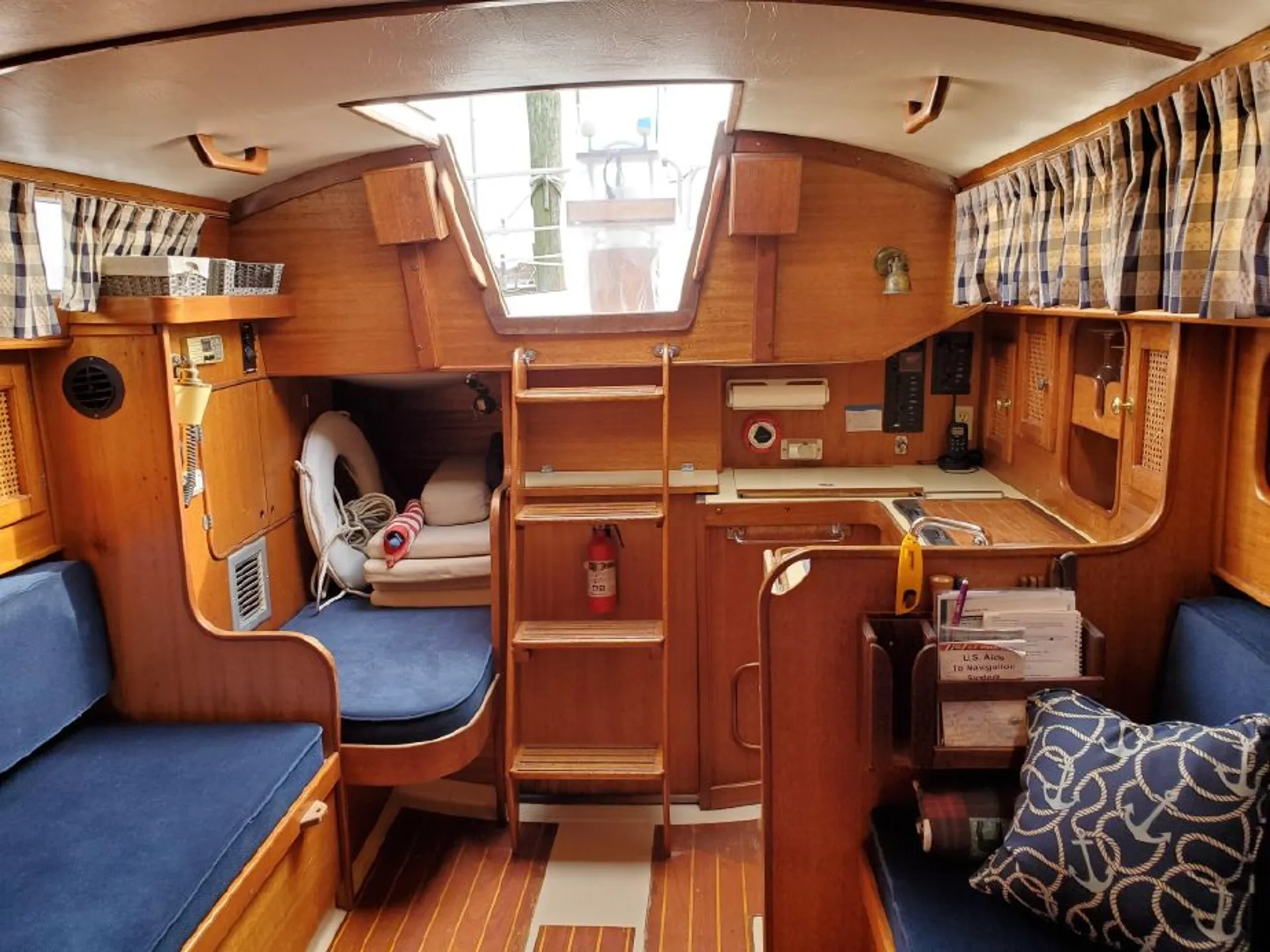 "Equinox" - Center of the Sun - Lippincott 30'