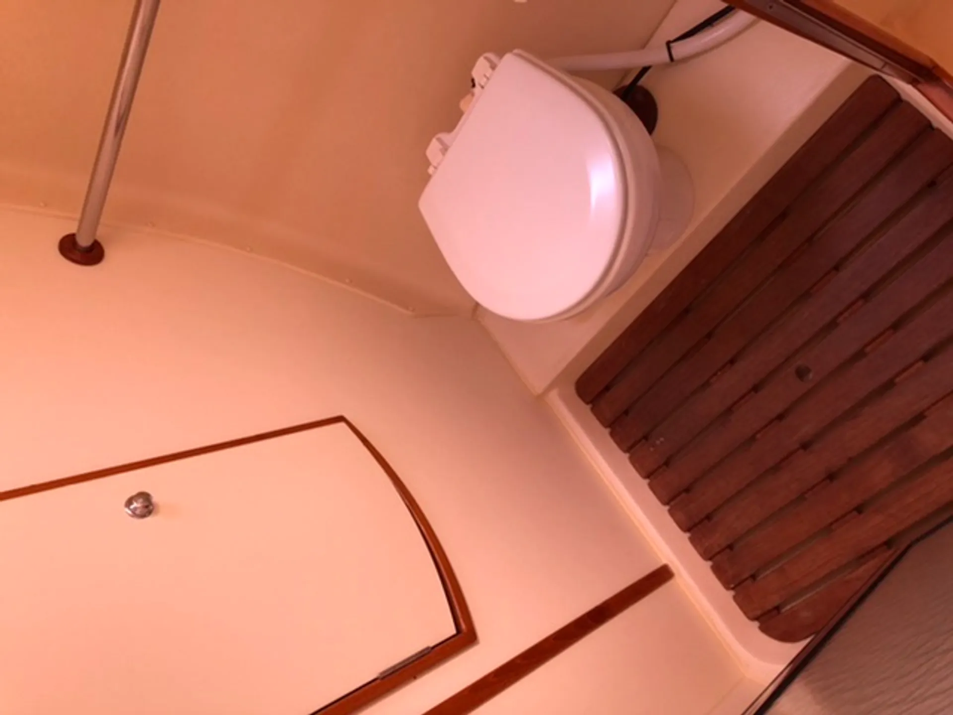 Relaxing Intracoastal Cruises, Ocean Sails and Sailing Instruction 