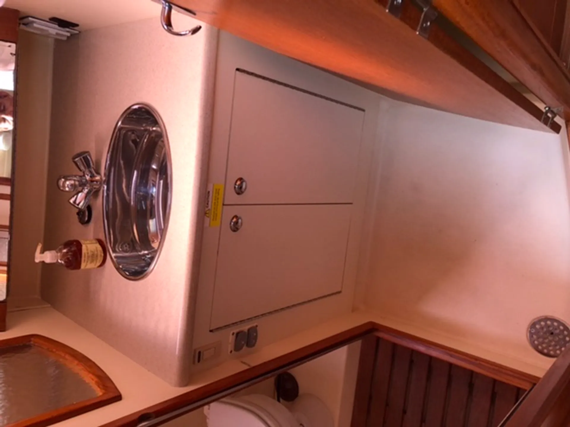 Relaxing Intracoastal Cruises, Ocean Sails and Sailing Instruction 