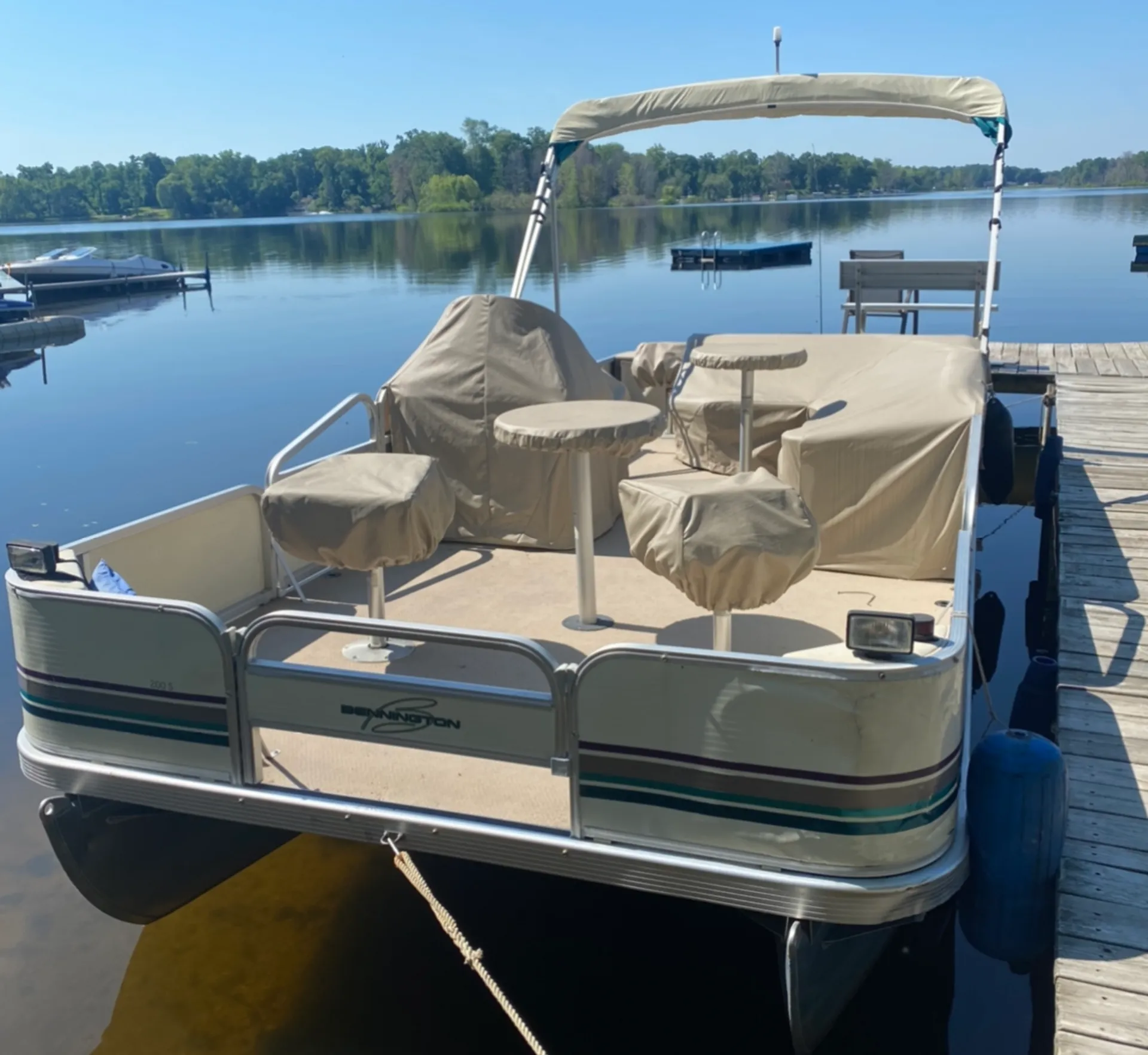 Bennington Marine 200S in Paw Paw, MI — photo 8