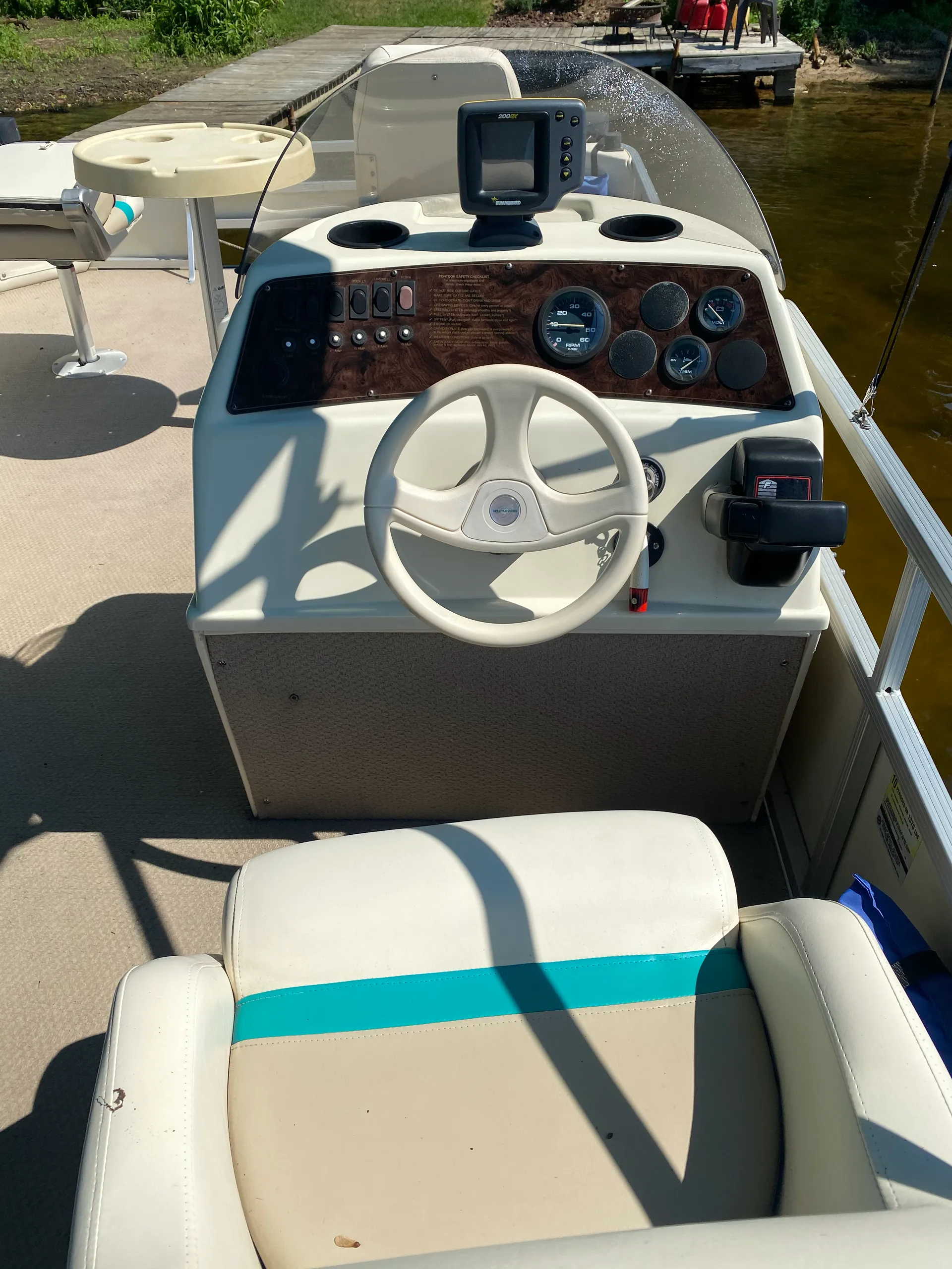 Bennington Marine 200S in Paw Paw, MI — photo 6