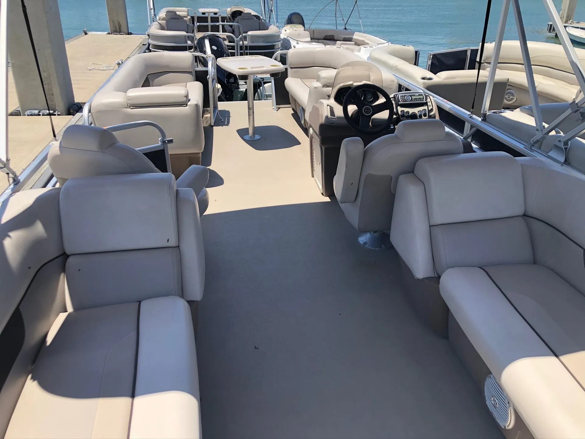 Princecraft 23' Vectra XT  in Canyon Lake, TX — photo 3