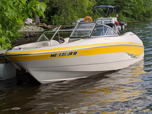 Rent a Starcraft Marine bow rider in Haverhill, MA near me