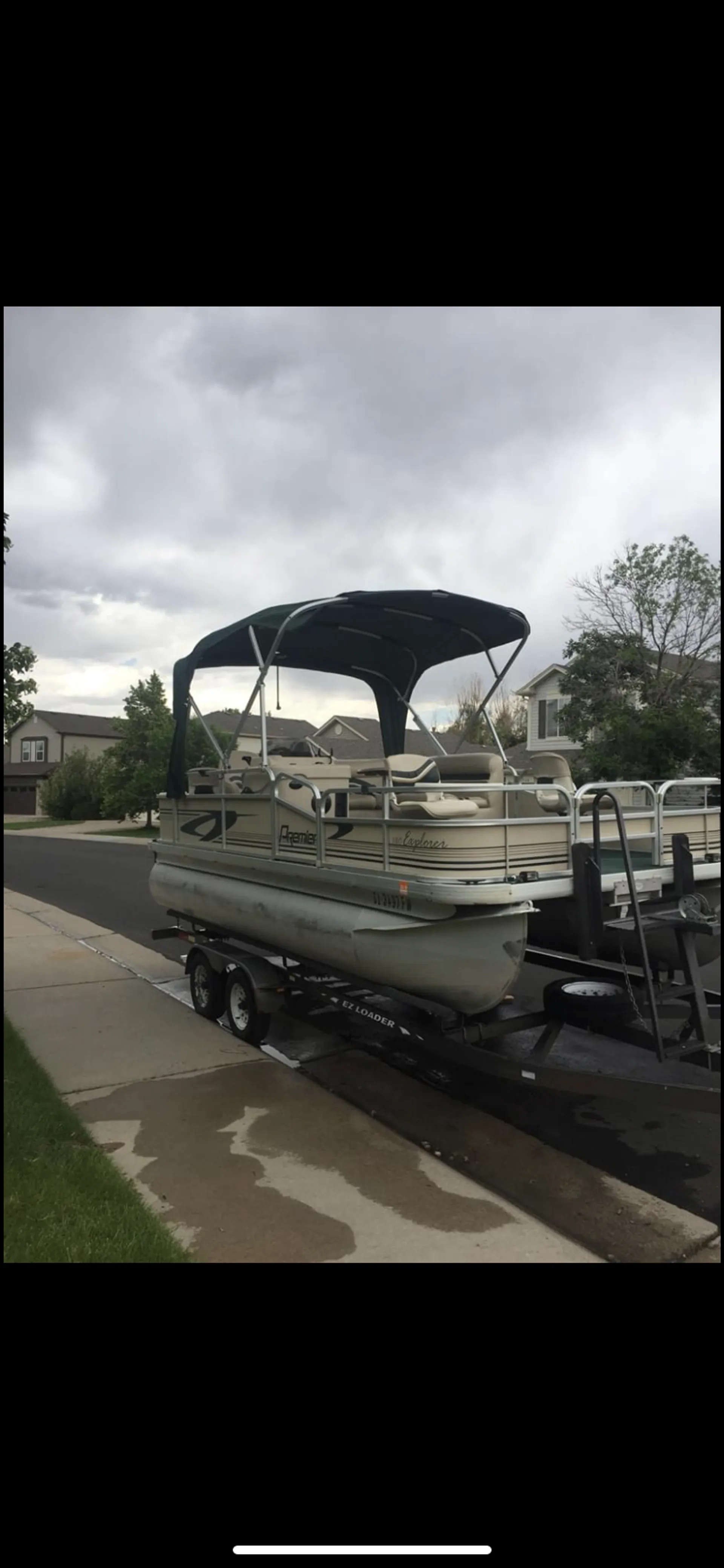 Premiere 18’ pontoon 