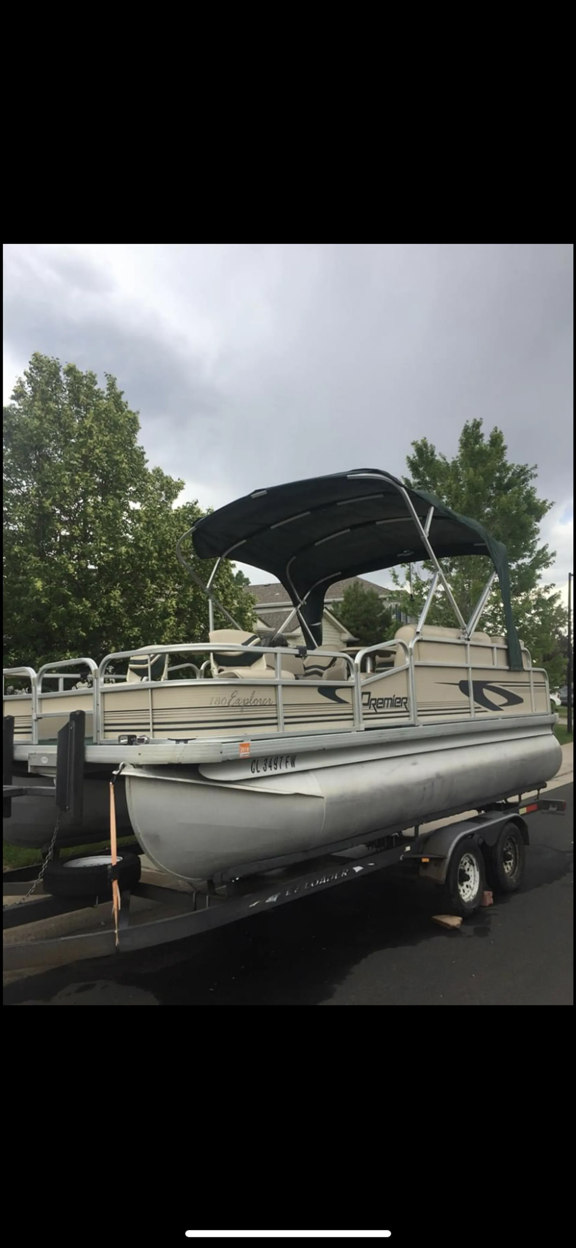 Premiere 18’ pontoon 