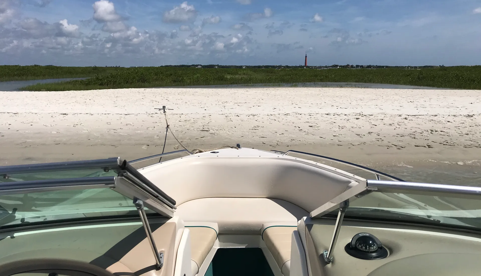 Sea Ray Boats 220 Bow Rider Select in Port Orange, FL — photo 4