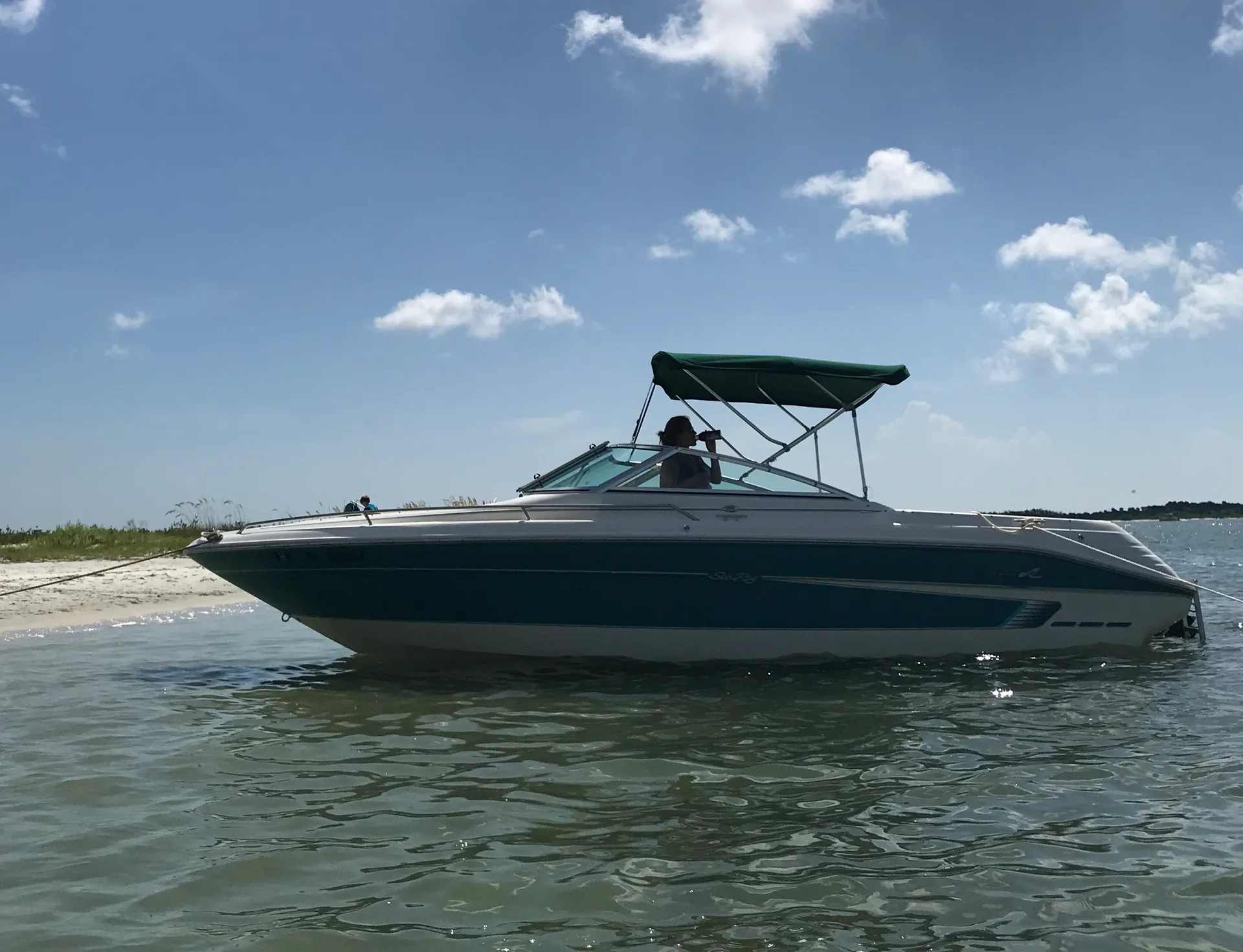 Sea Ray Boats 220 Bow Rider Select in Port Orange, FL — photo 2