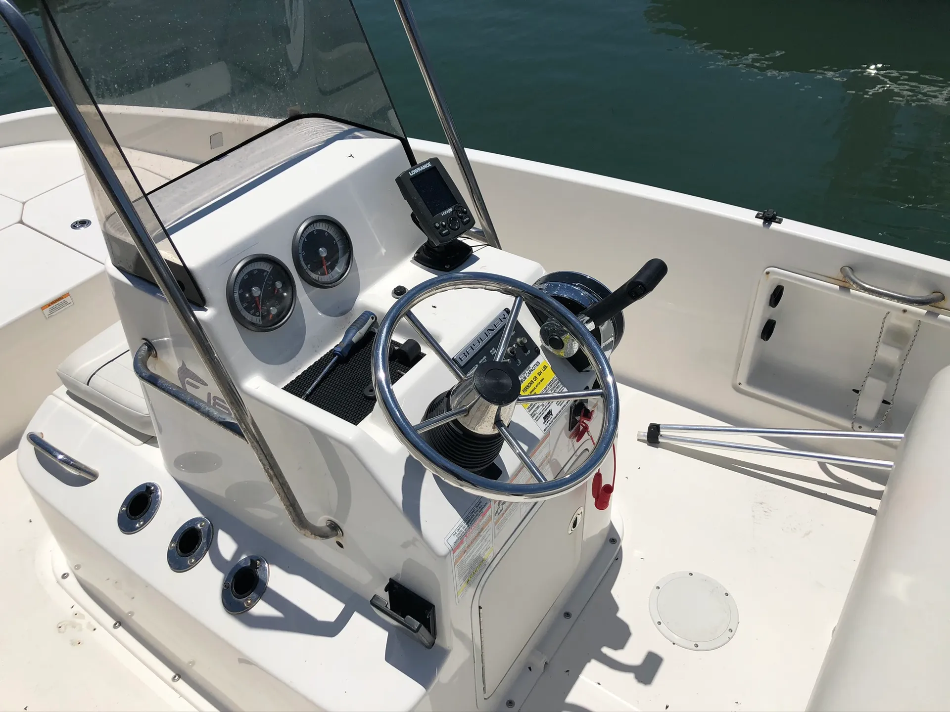 Bayliner Element CC in La Grange, CA — photo 2