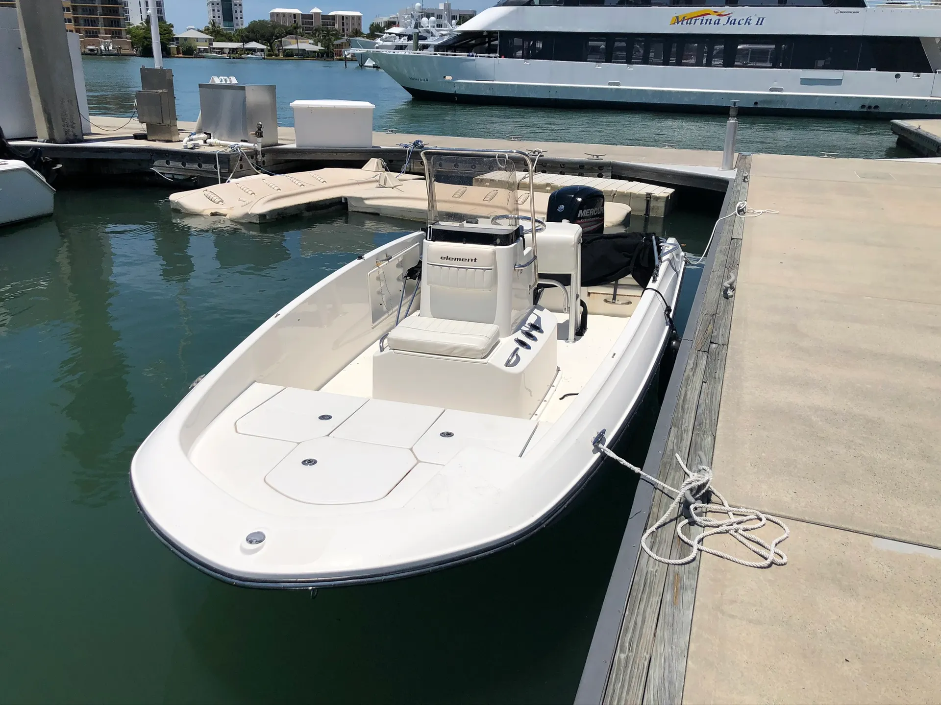 Bayliner Element CC in La Grange, CA — photo 3