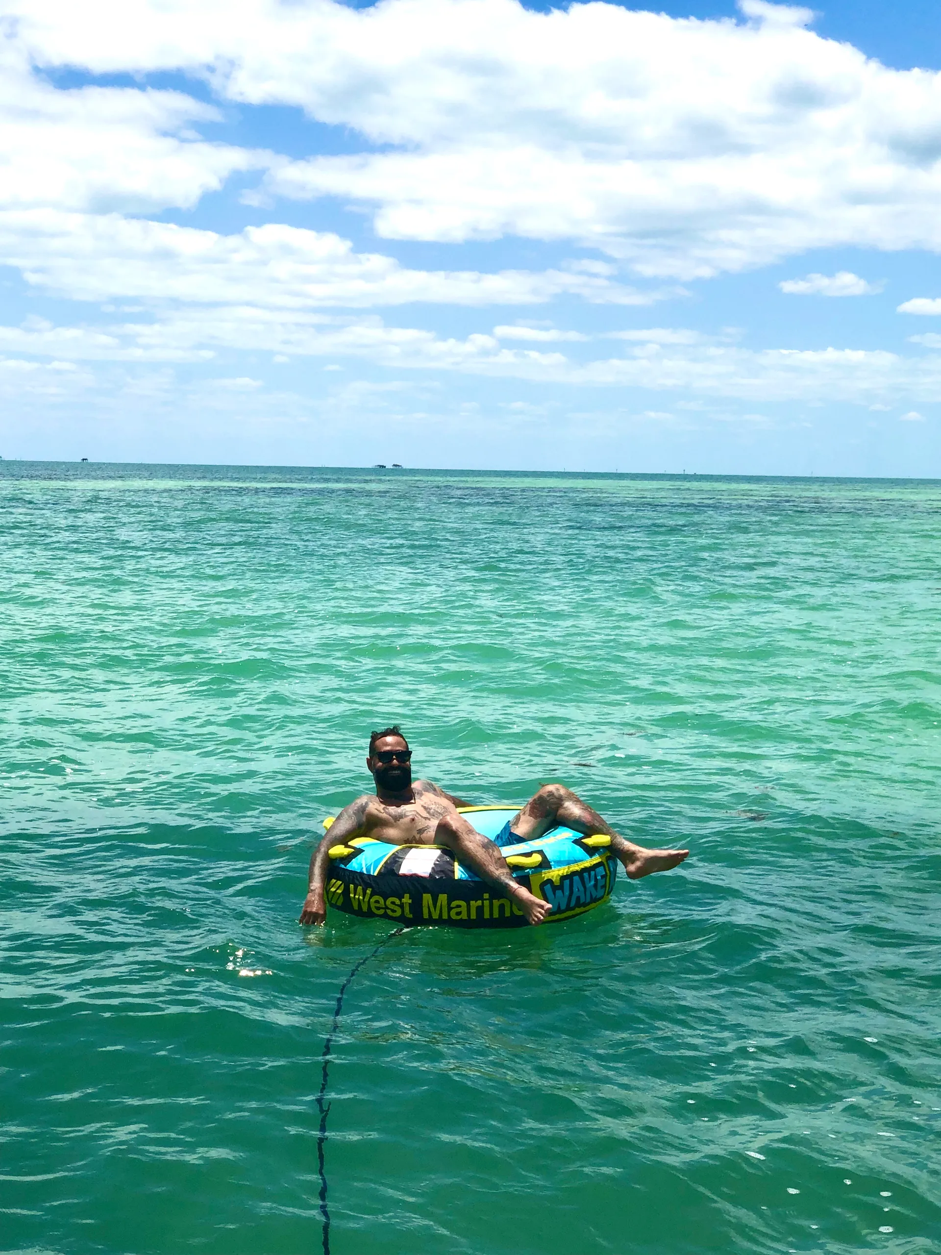 SANDBAR CRUISE - WAKEBOARD - WAKESURF - TUBE - SKI