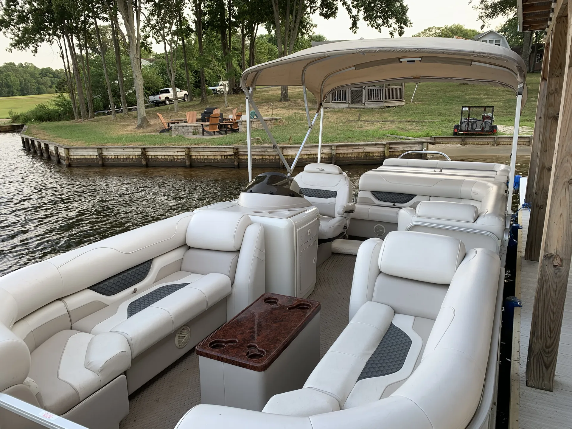 Sylvan Marine 8522 Mandalay in Mineral, VA — photo 2