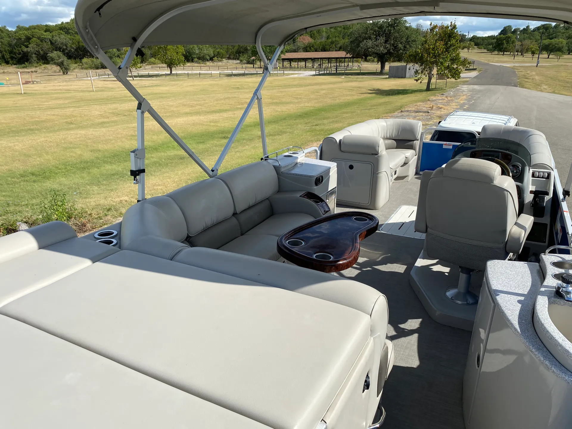 SunCatcher/G3 Boats 326C Elite w/VF250LA in Belton, TX — photo 7