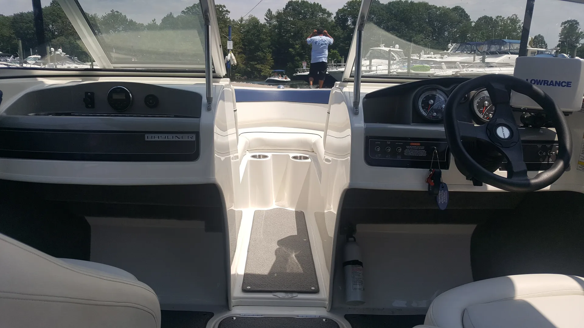 Bayliner 185 BR  in Woodbridge, VA — photo 2