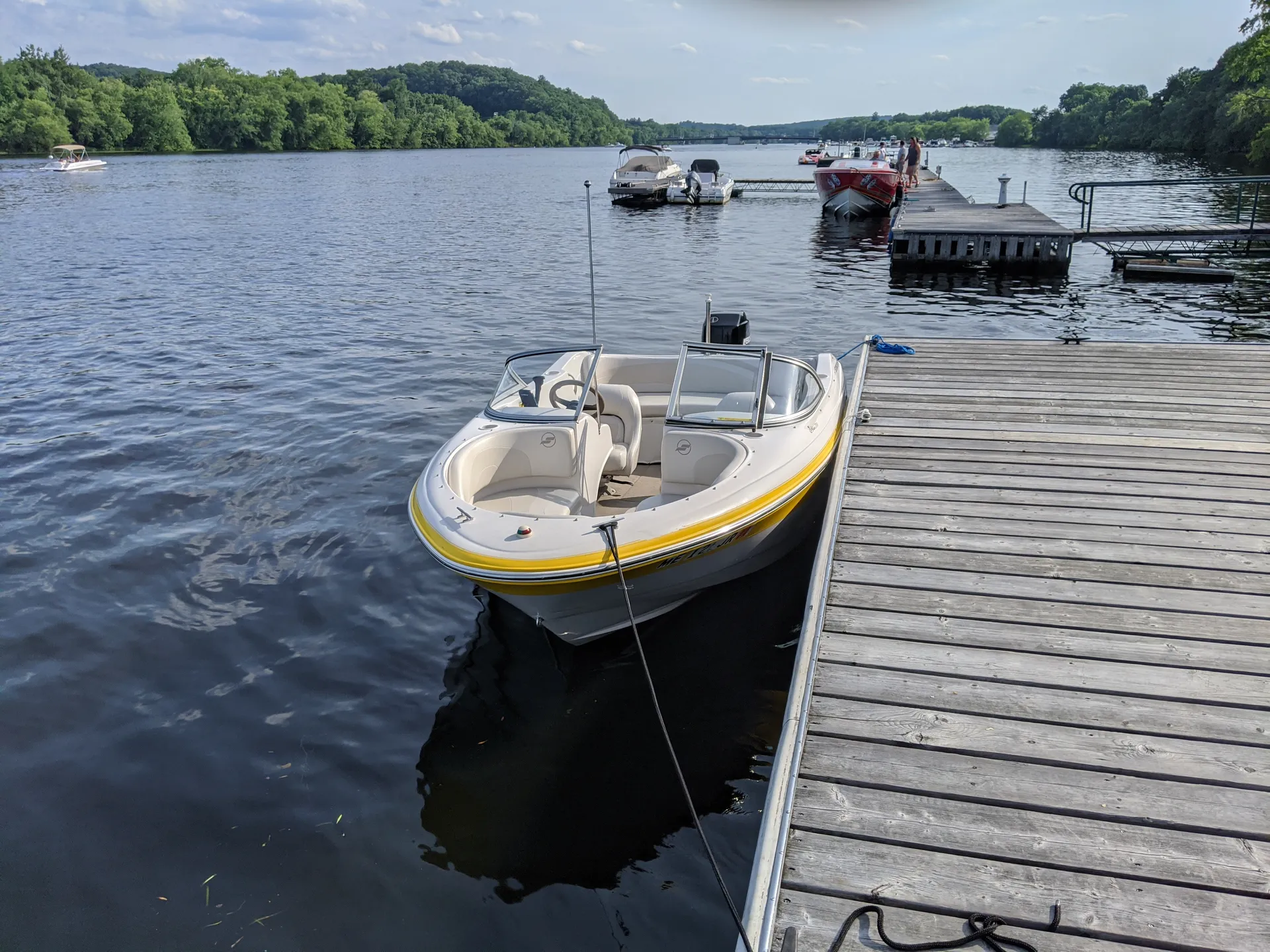 17 foot StarCraft Bowrider in Haverhill, MA