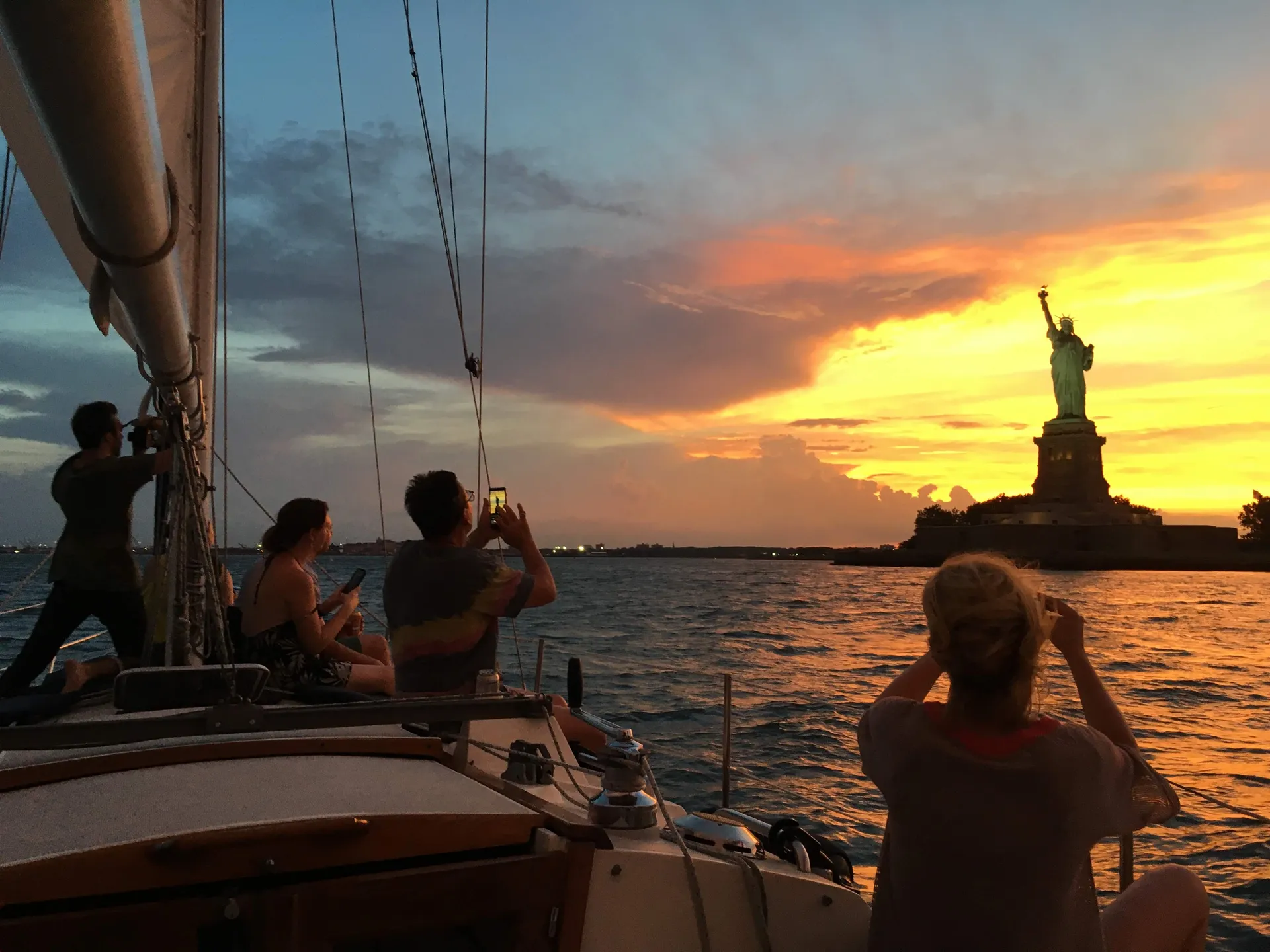 Sailing NYC with Brooklyn Sail 