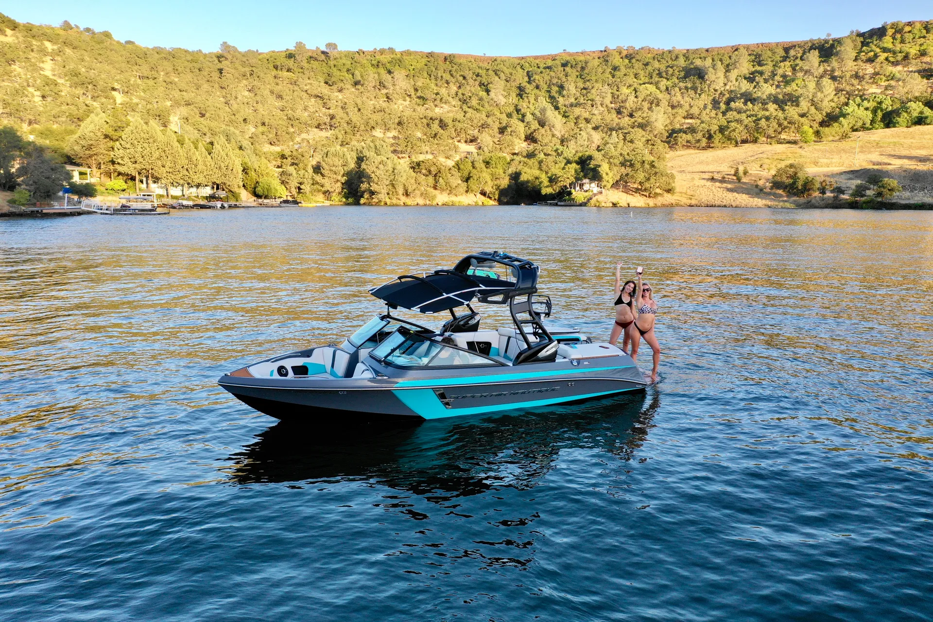 Super Air Nautique Wakeboat Charter on Lake Tulloch