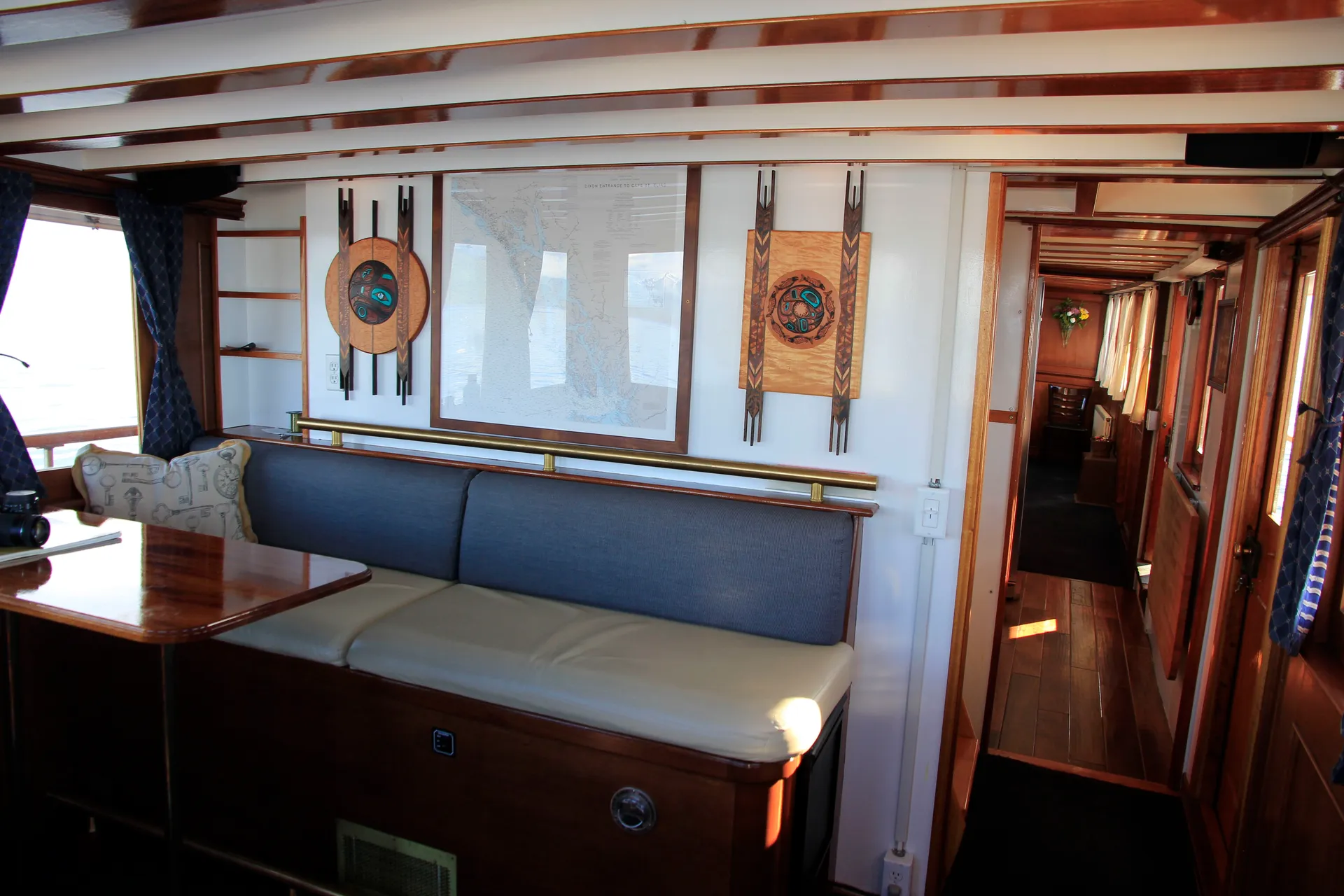 Alaska Cruises & Yacht Charters (8D7N)