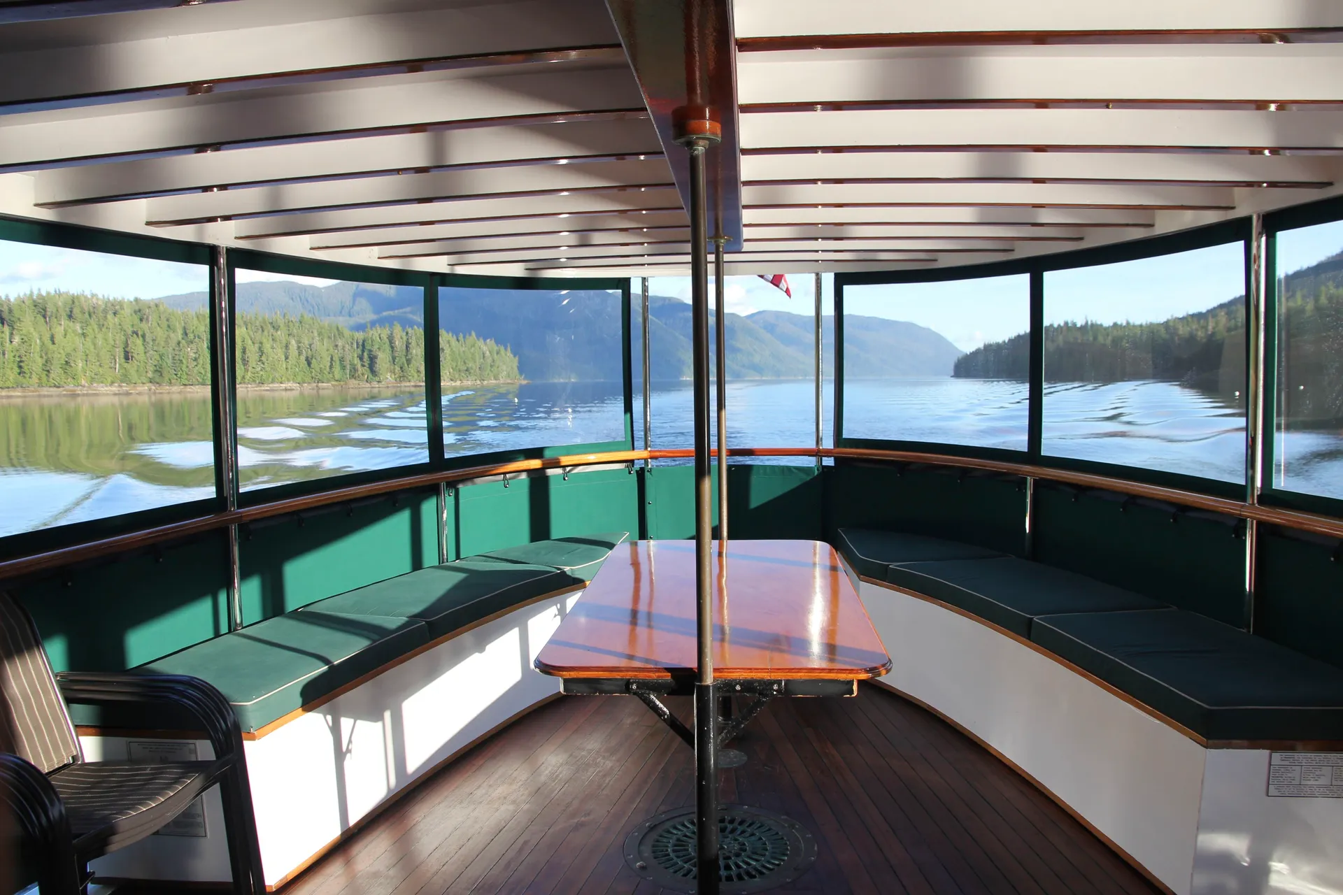 Alaska Cruises & Yacht Charters (8D7N)