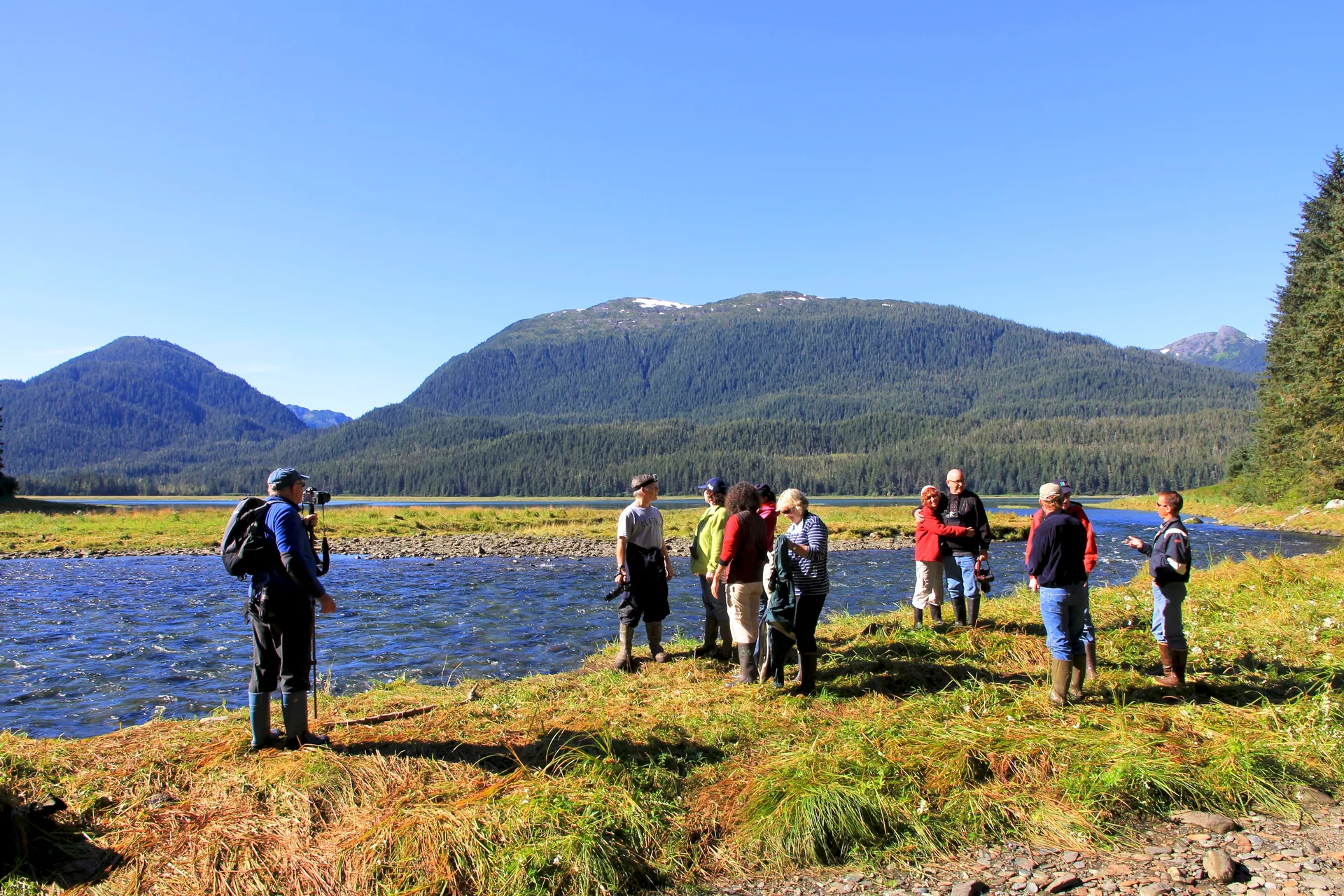 Alaska Cruises & Yacht Charters (8D7N)