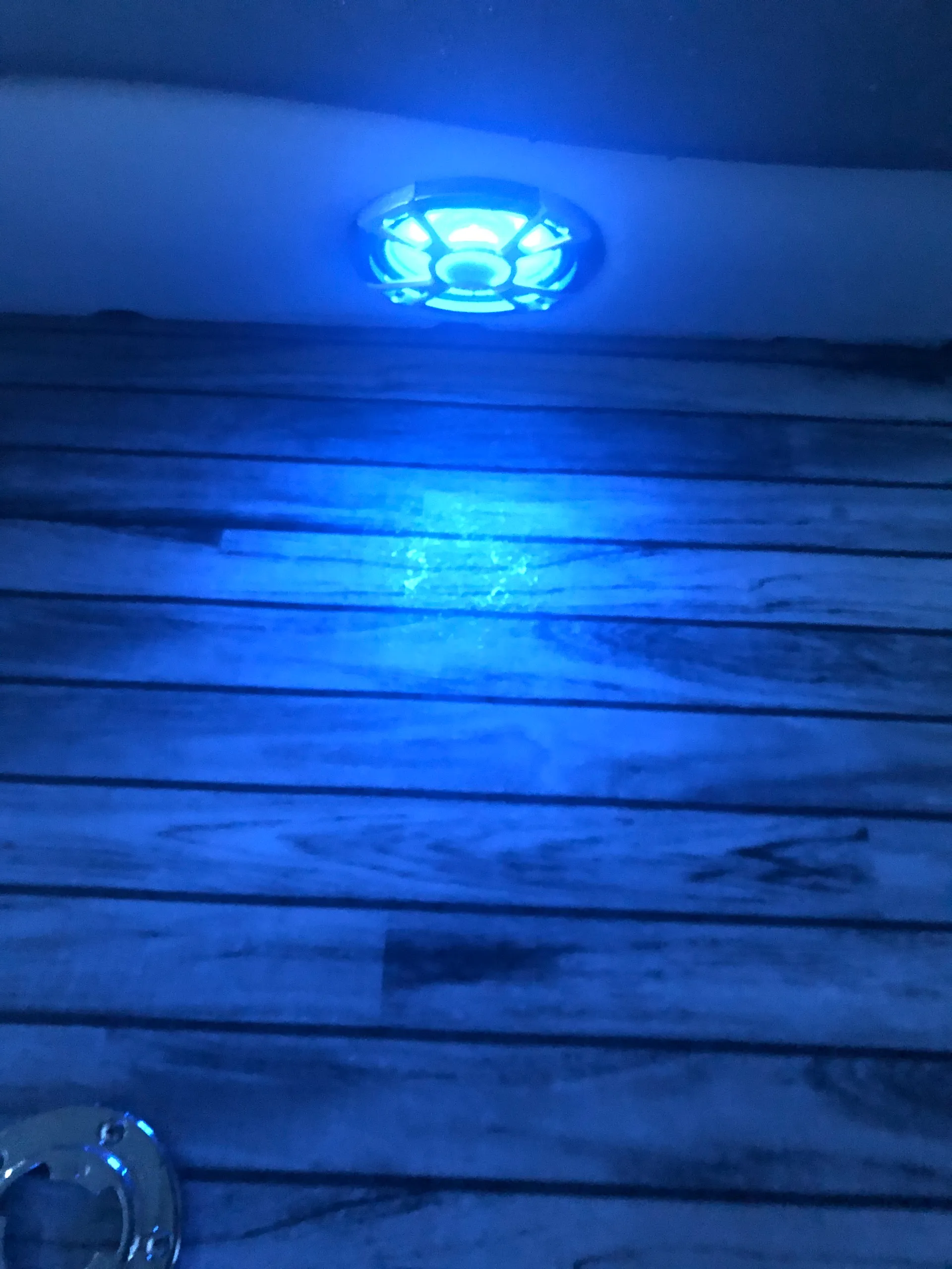 LUXURY BOAT RENTAL ON LAKE LANIER! LIKE NEW 200 HP TRI-TOON by VERANDA