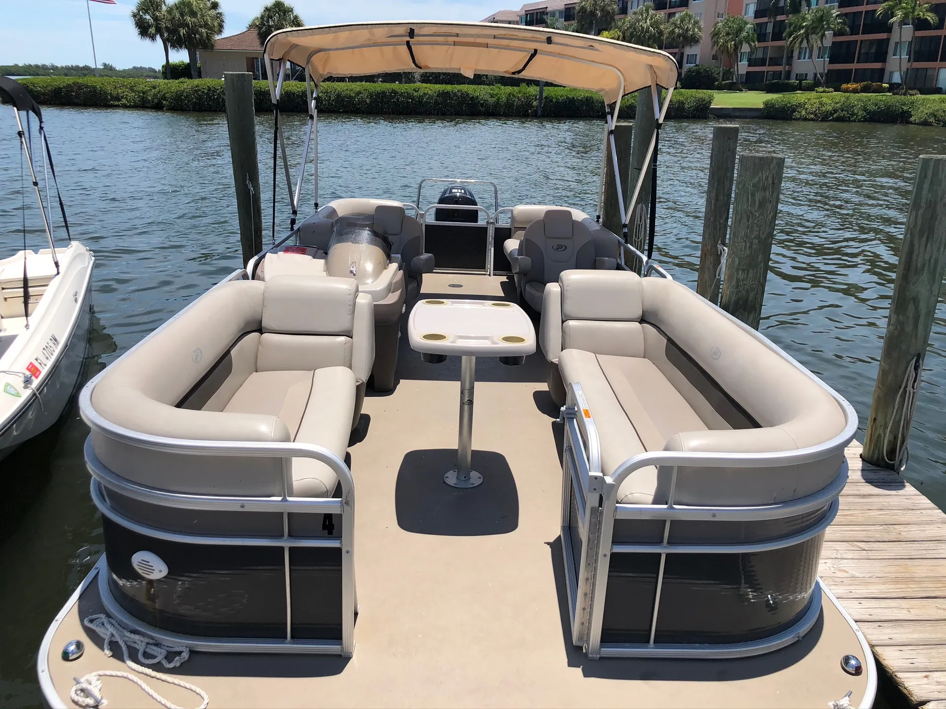 Princecraft 23' Vectra XT  in Sarasota, FL — photo 3