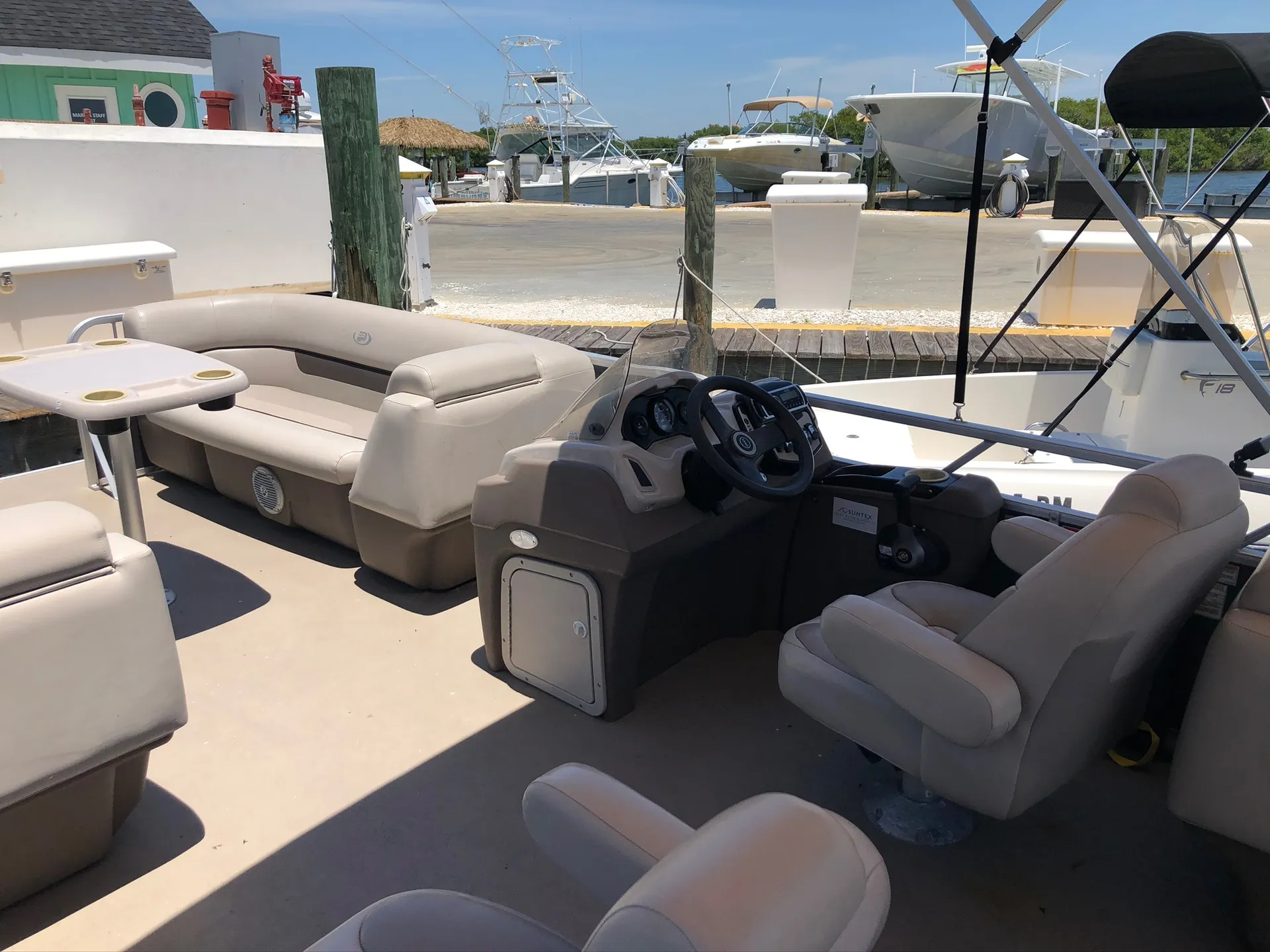 Princecraft 23' Vectra XT  in Sarasota, FL — photo 4