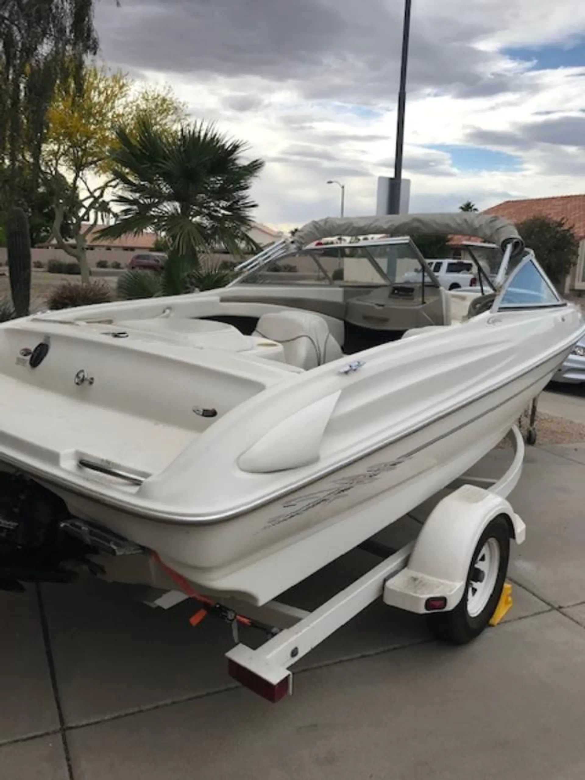 Bayliner 1750 Capri  in Peoria, AZ — photo 2