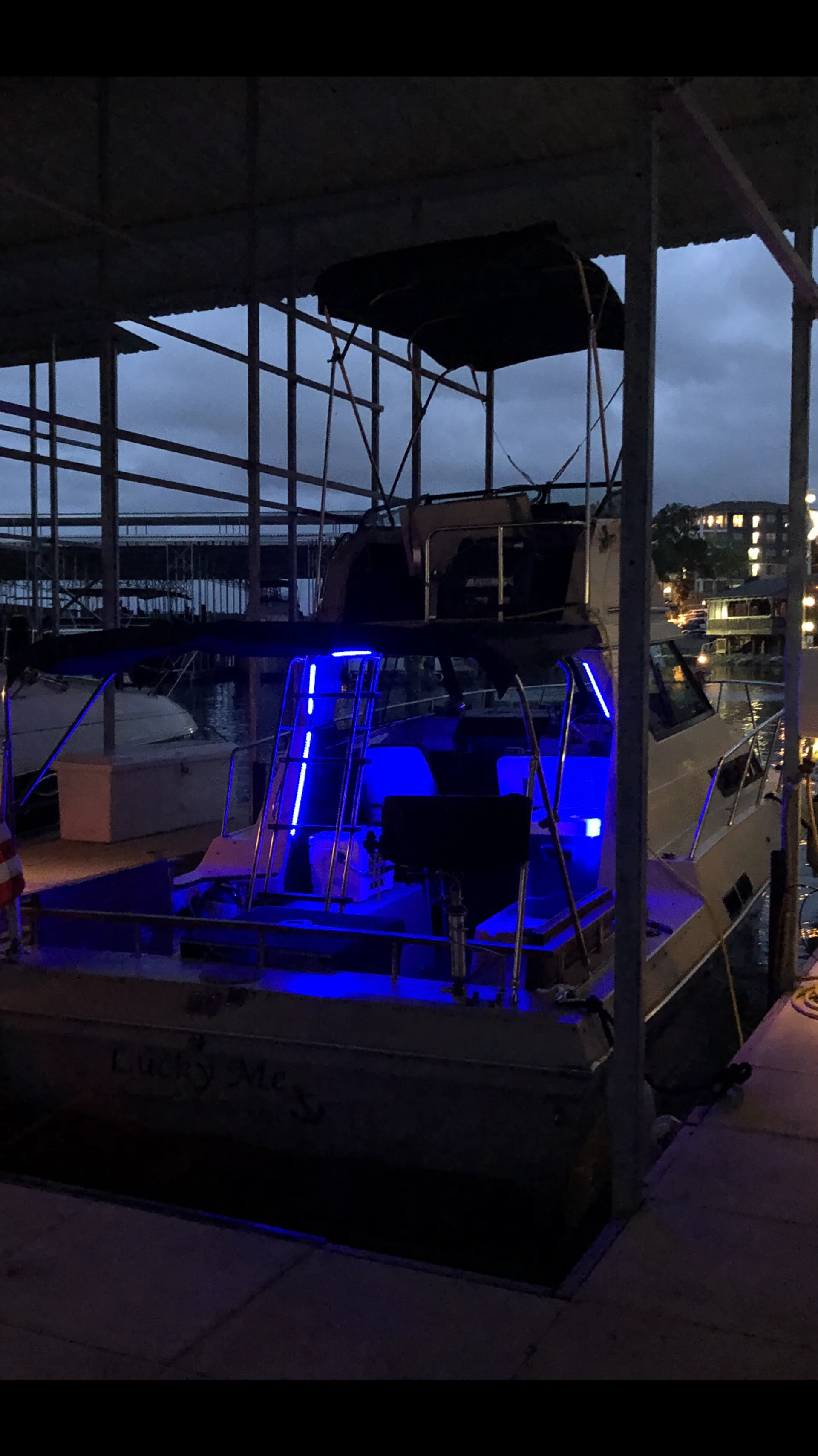 30' Sport Yacht. Come Live the Yacht Life!