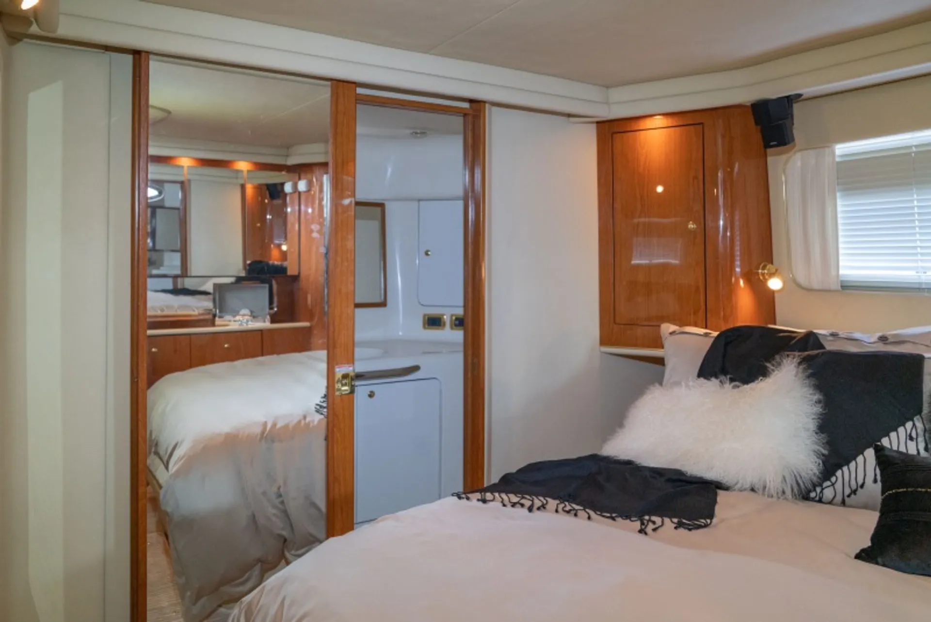 Sea Ray Boats Other in Fort Lauderdale, FL — photo 9