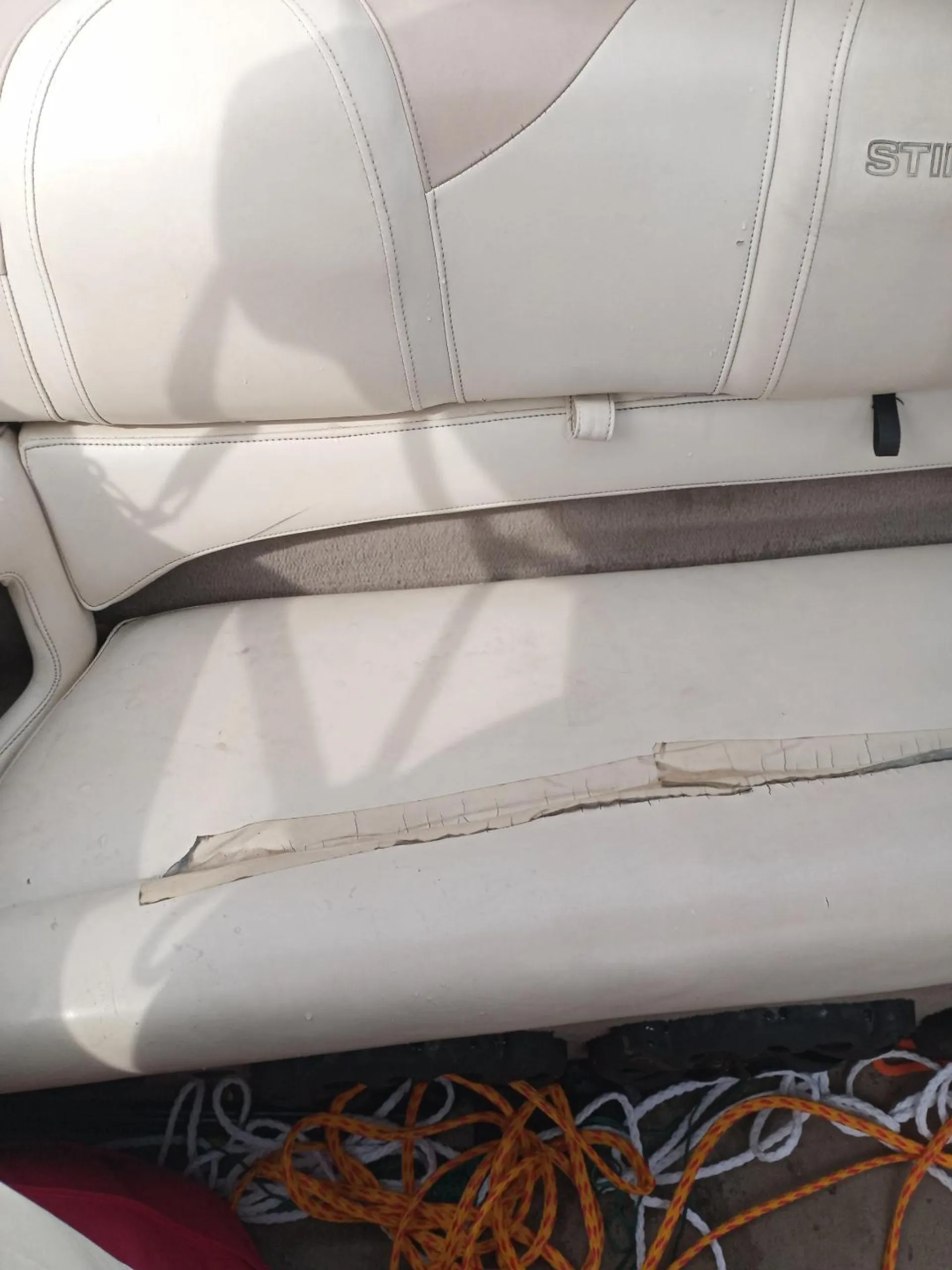 Sea Ray Boats 220 Sundancer in Huntsville, AL — photo 5