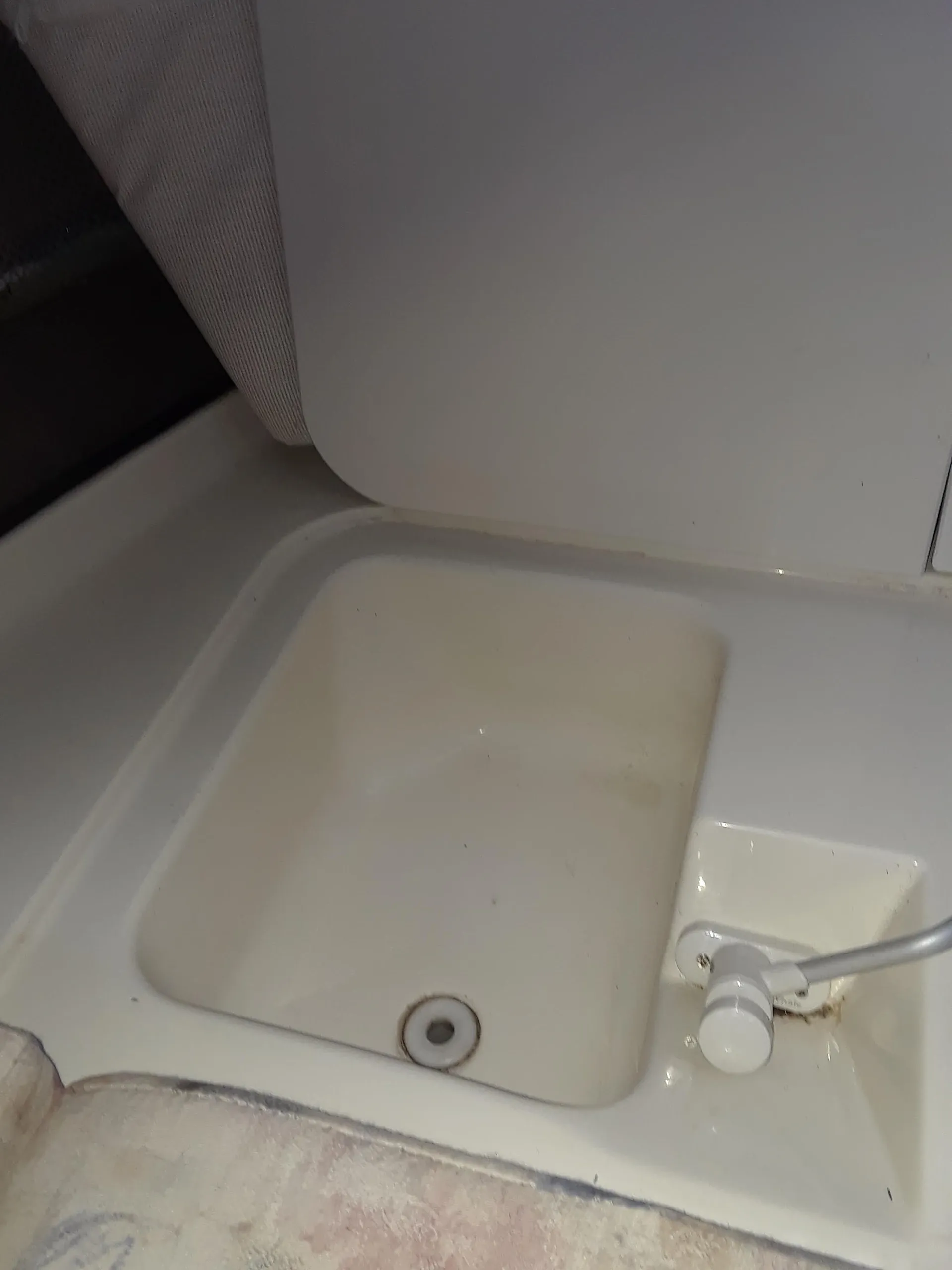 Sea Ray Boats 220 Sundancer in Huntsville, AL — photo 7