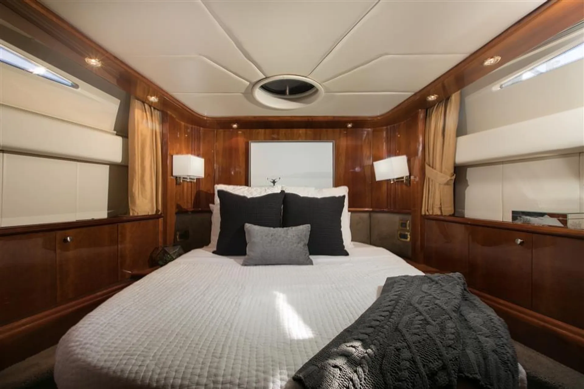 Azimut 80 in Miami, FL — photo 7