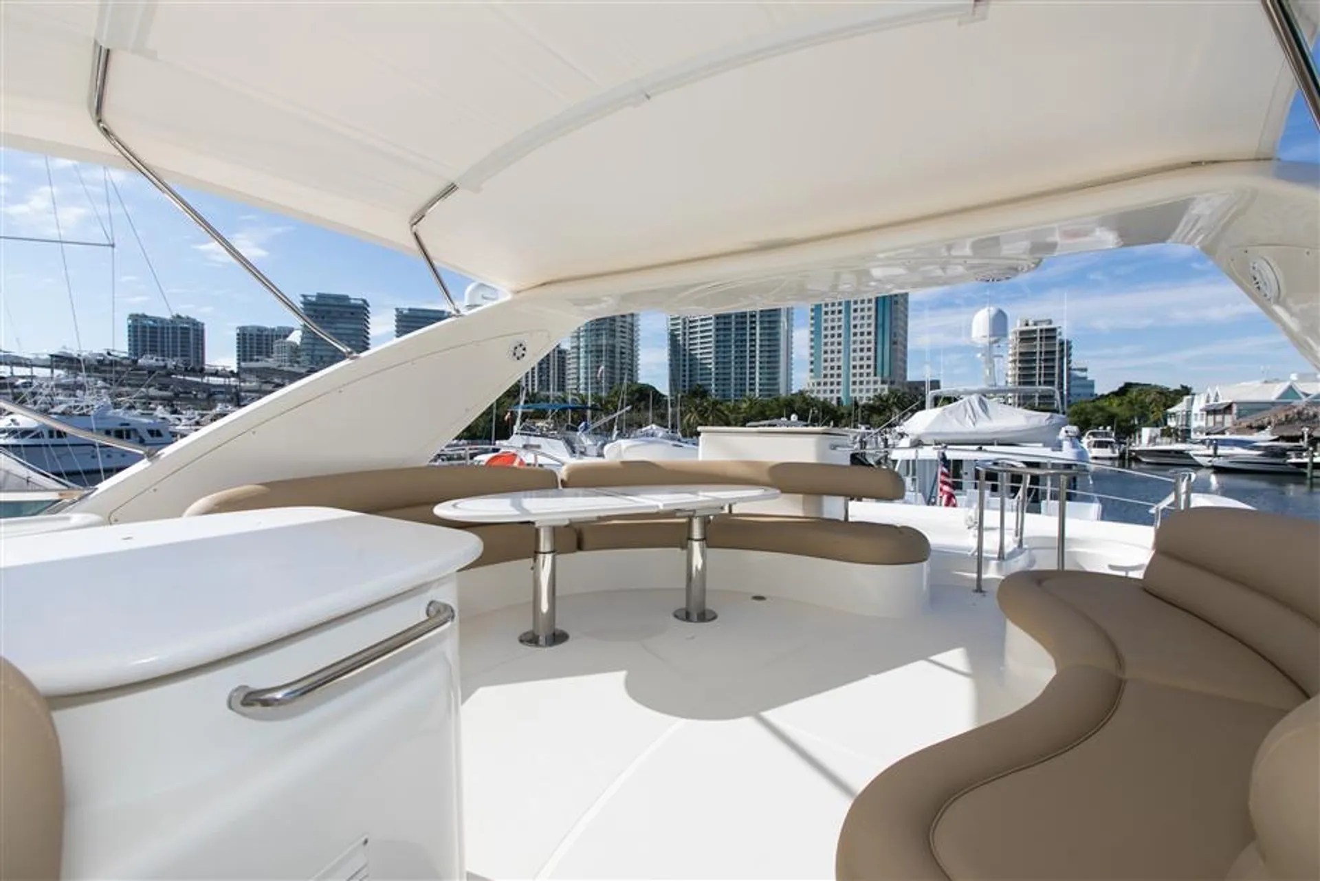 Azimut 80 in Miami, FL — photo 3