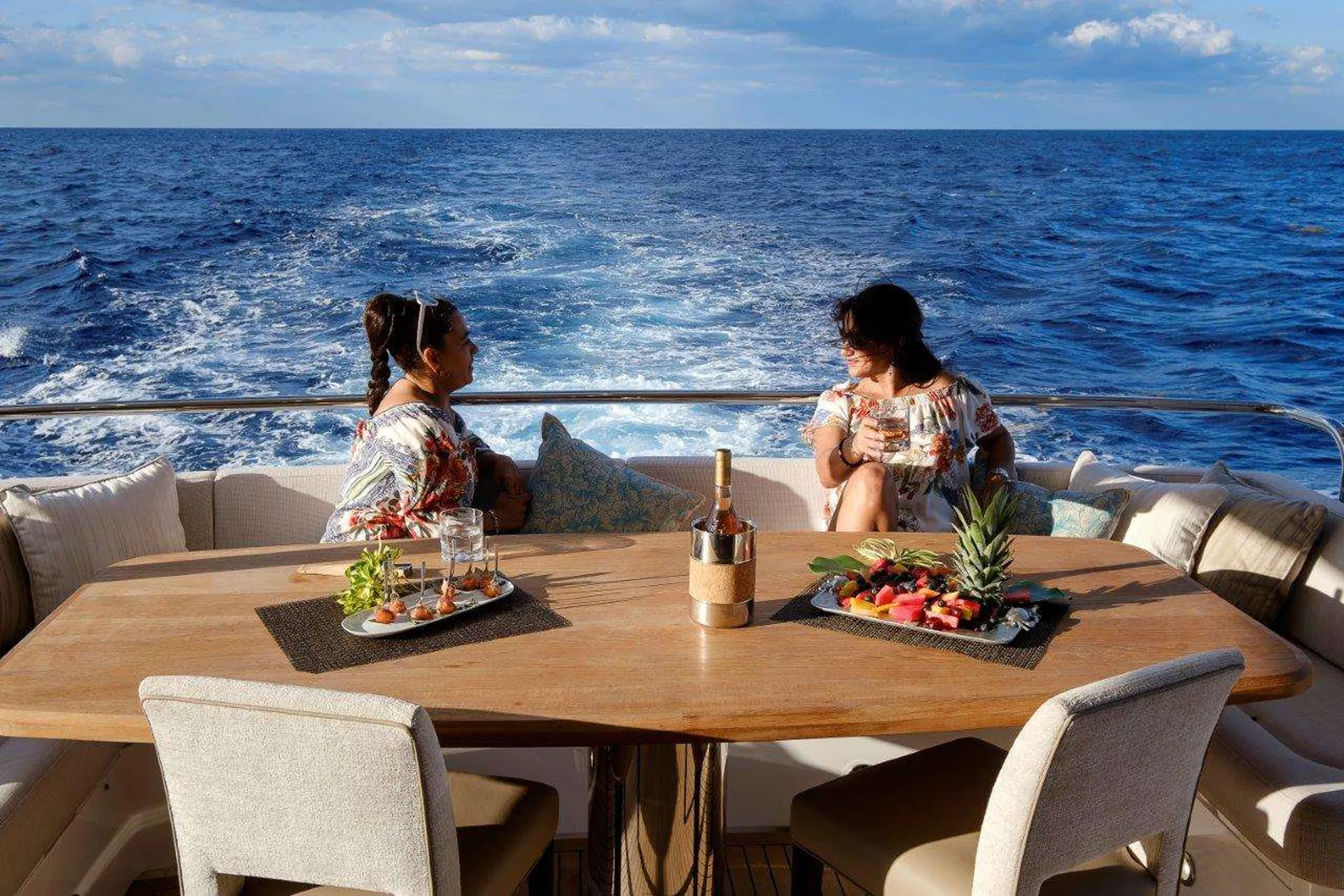 Sunseeker IO1155634 in Kings Point, NY — photo 4