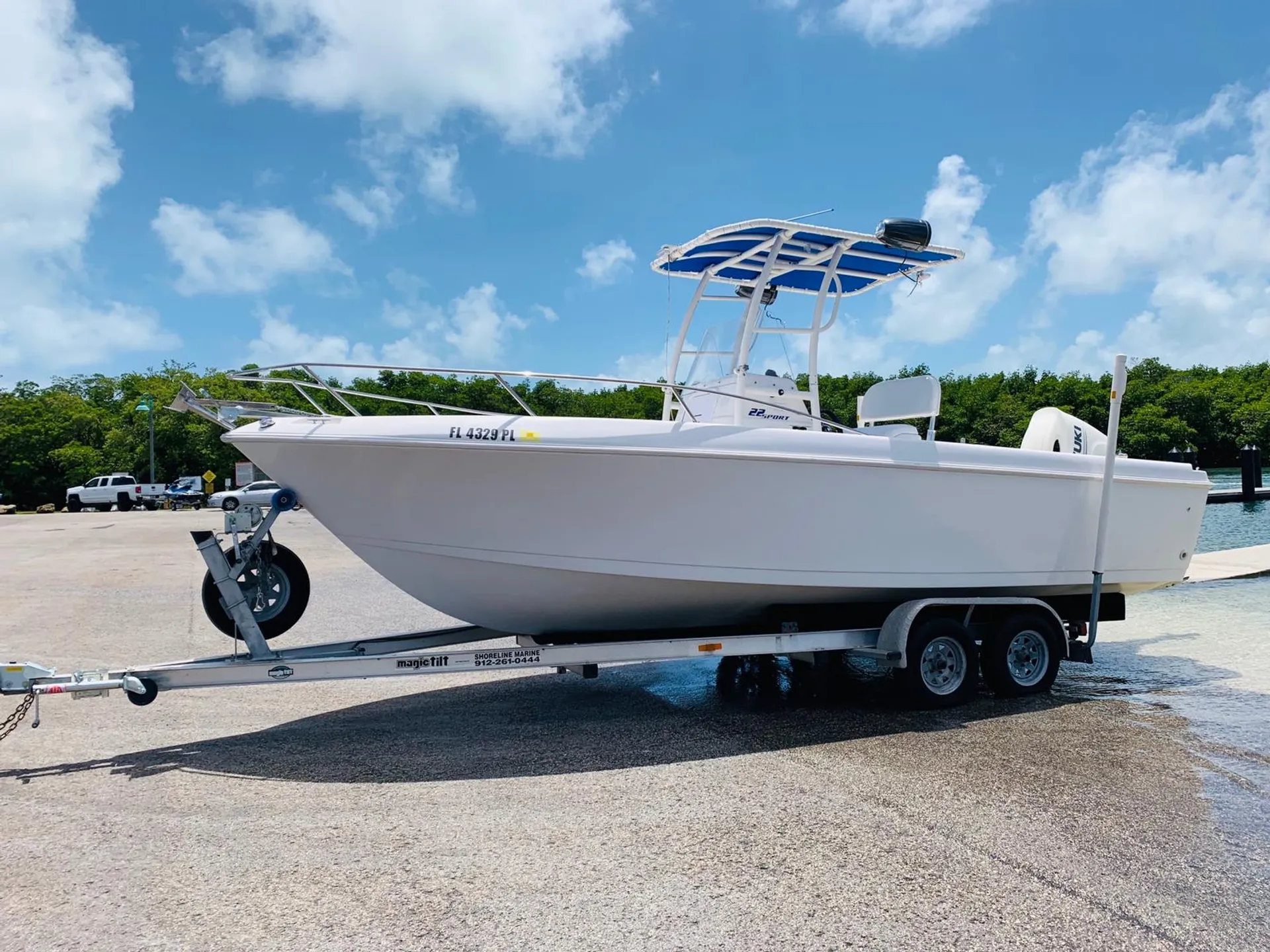 Pro Line Boat Co 22 WALKAROUND in Key Biscayne, FL — photo 3