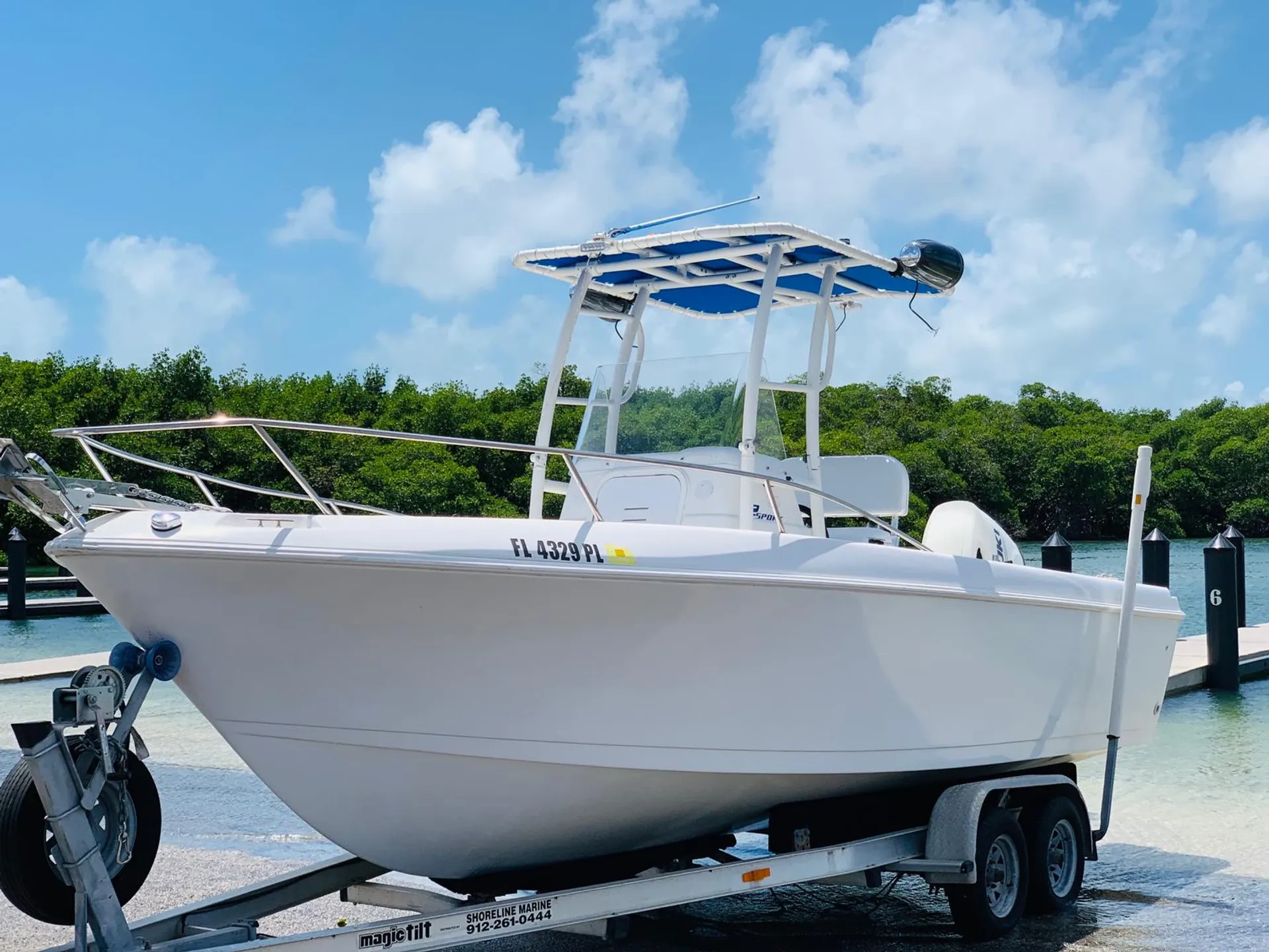 Pro Line Boat Co 22 WALKAROUND in Key Biscayne, FL — photo 4