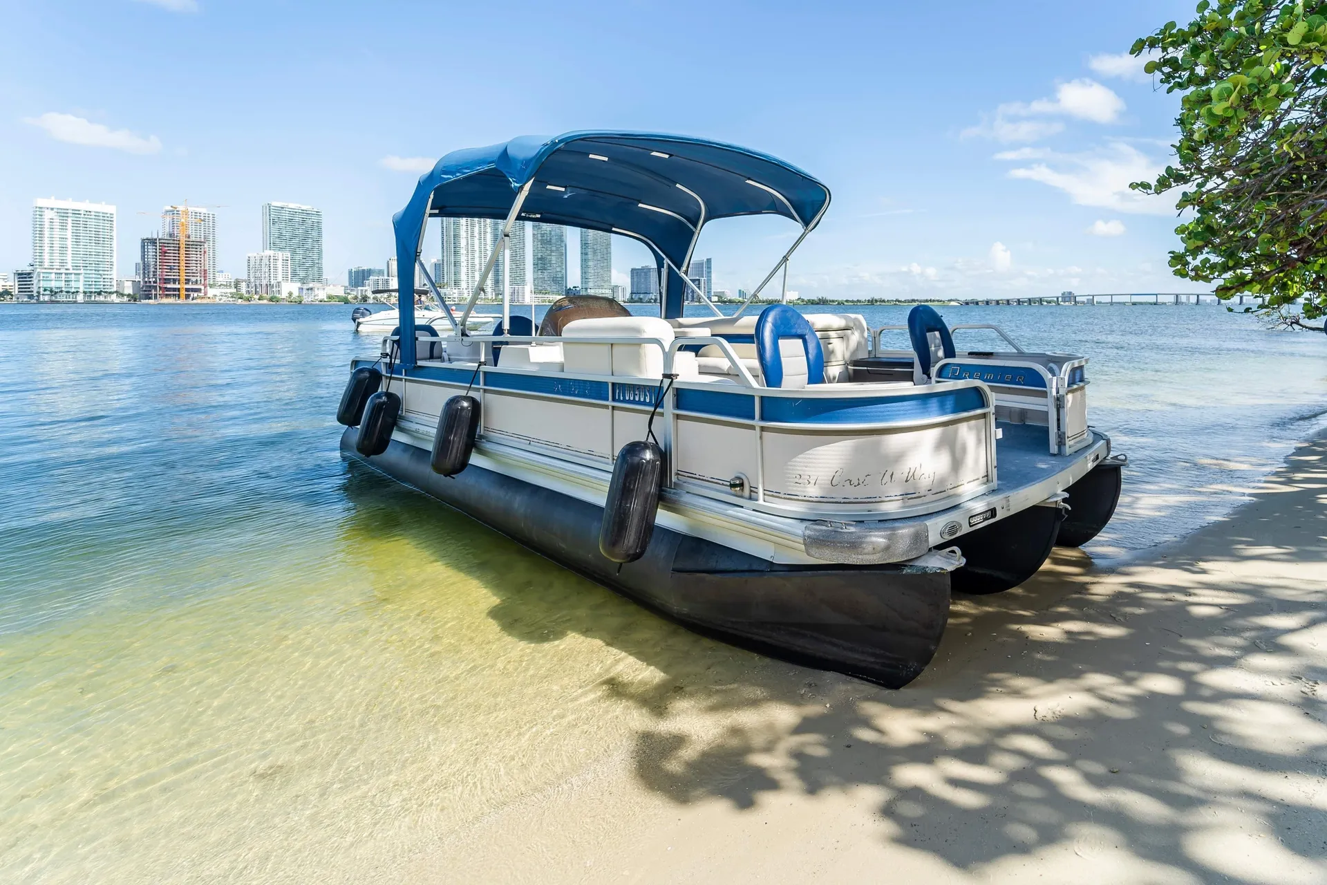 Premier Marine 231 Cast-A-Way RE Triple Tube in Miami, FL — photo 5