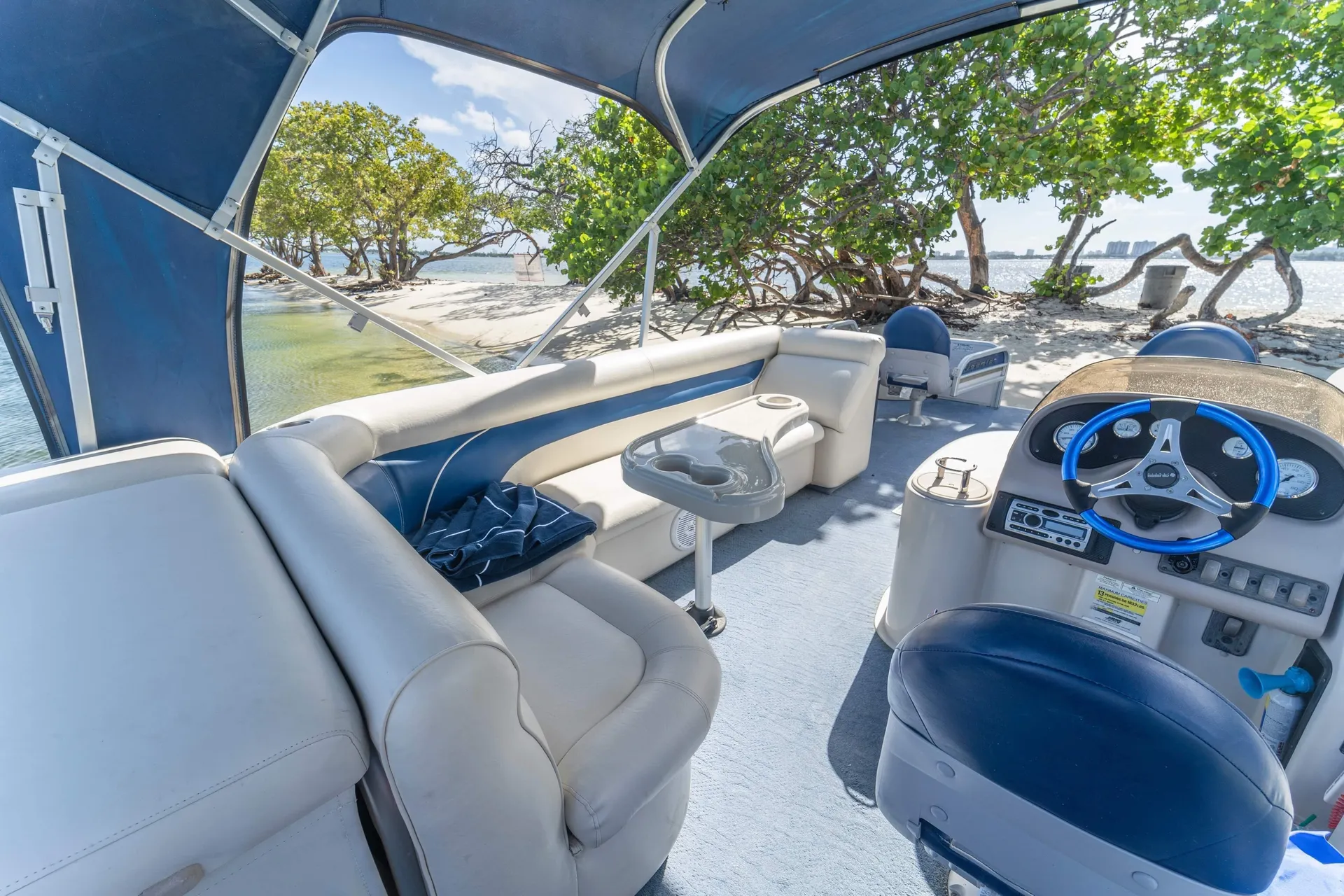 Premier Marine 231 Cast-A-Way RE Triple Tube in Miami, FL — photo 9