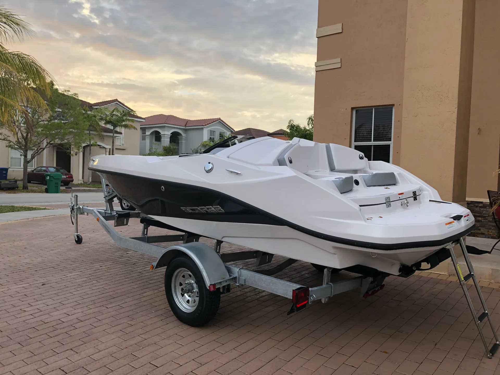 scarab  165g in Miami Beach, FL — photo 3