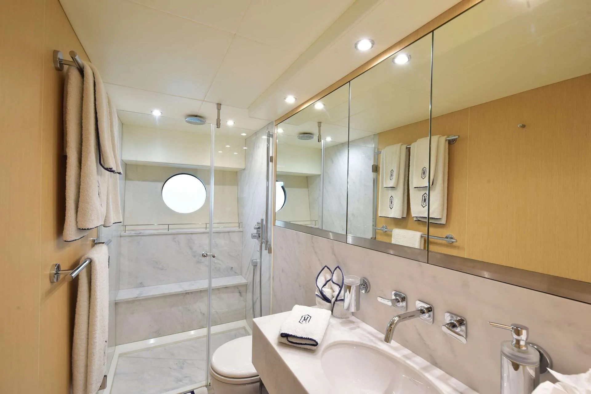 Sunseeker 75' in Nantucket, MA — photo 7