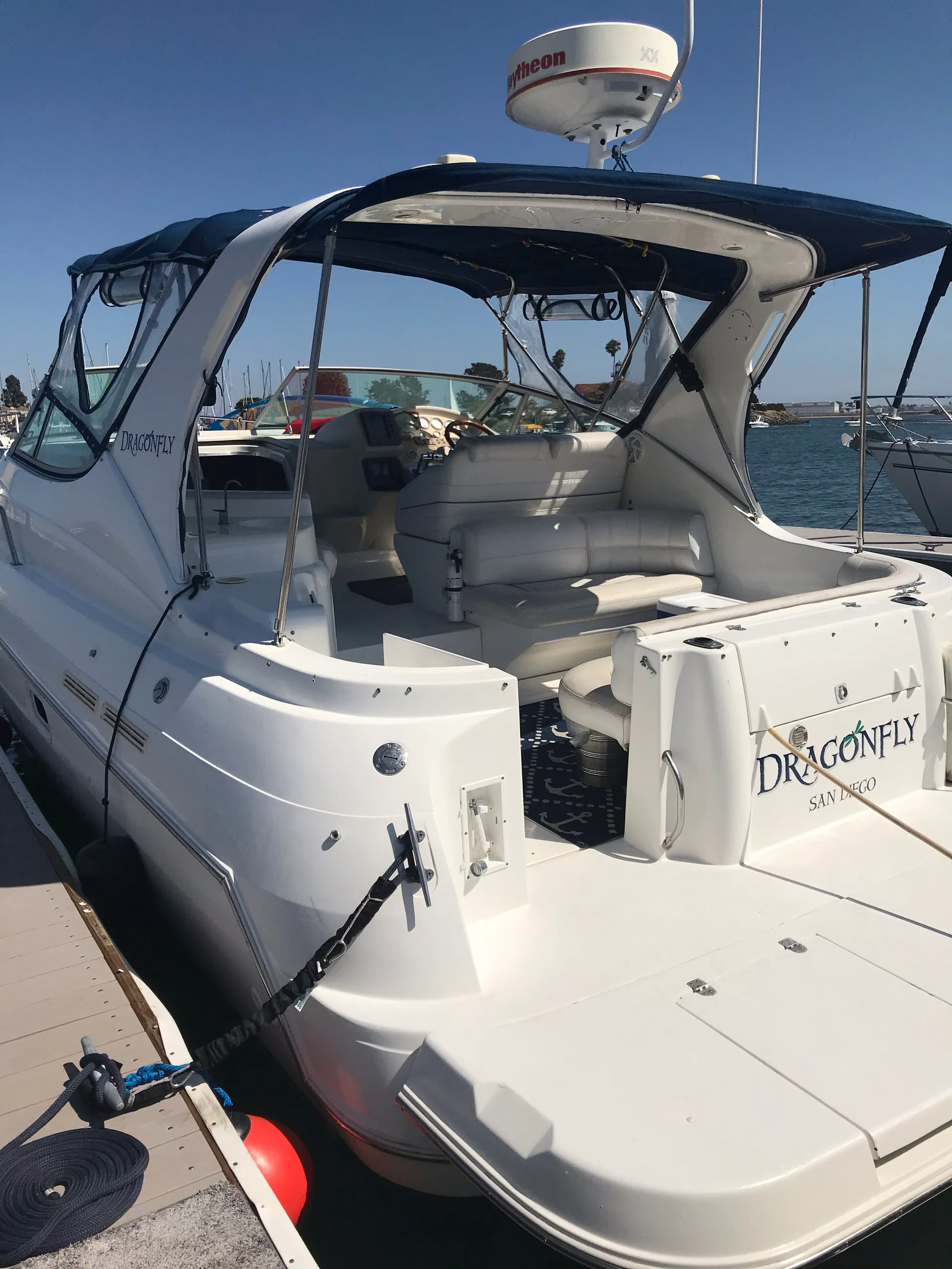Beautiful 40' Cruiser Yacht on San Diego Bay with Licensed Captain