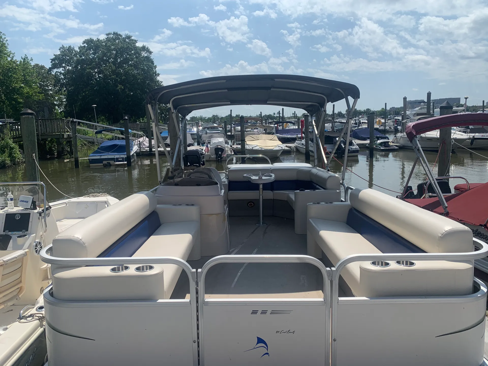 Summit by Triton Boats 220 Gold  in Arlington, VA — photo 6