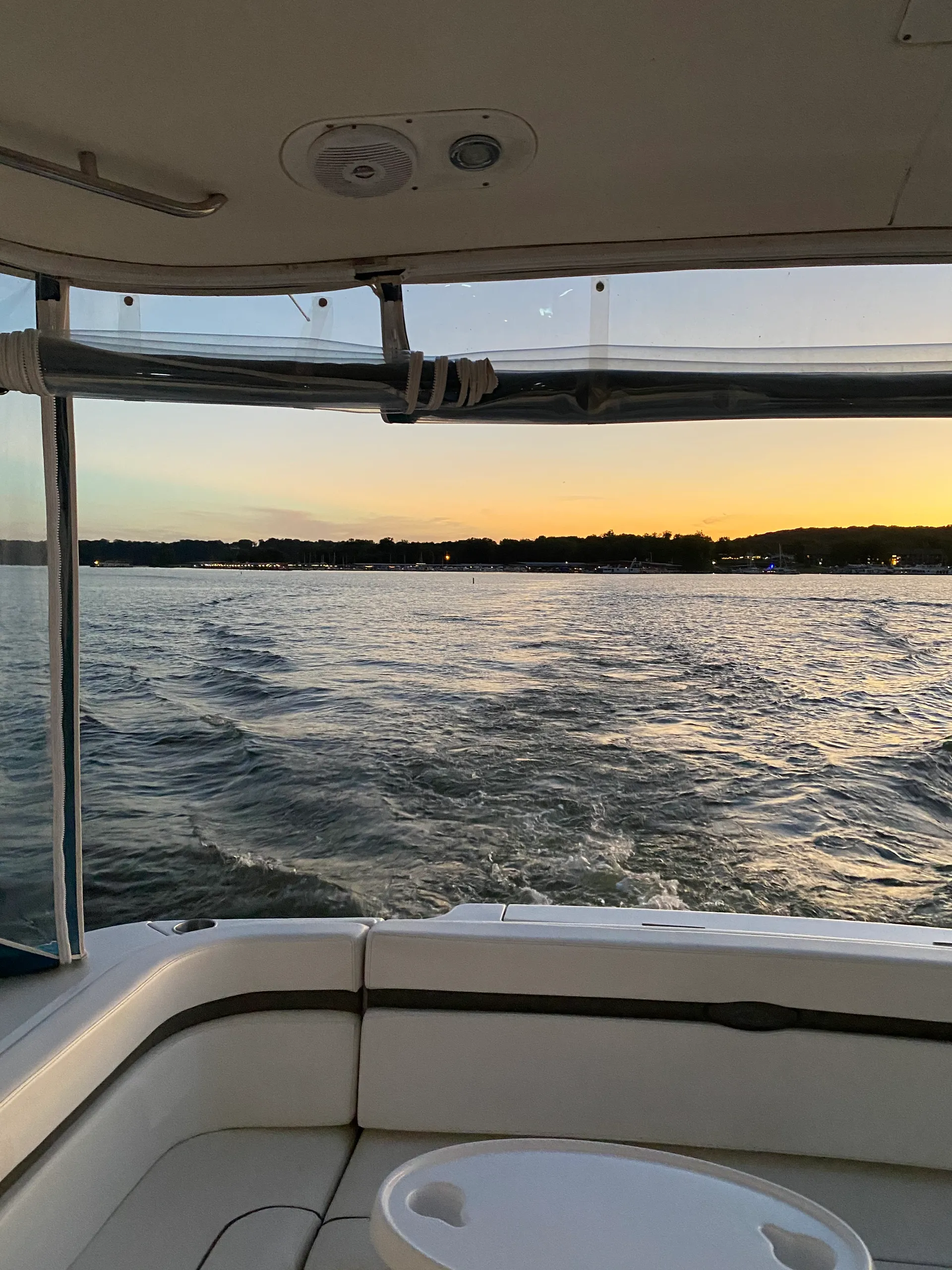 Rinker Boats EC 400 in Bloomington, IN — photo 4