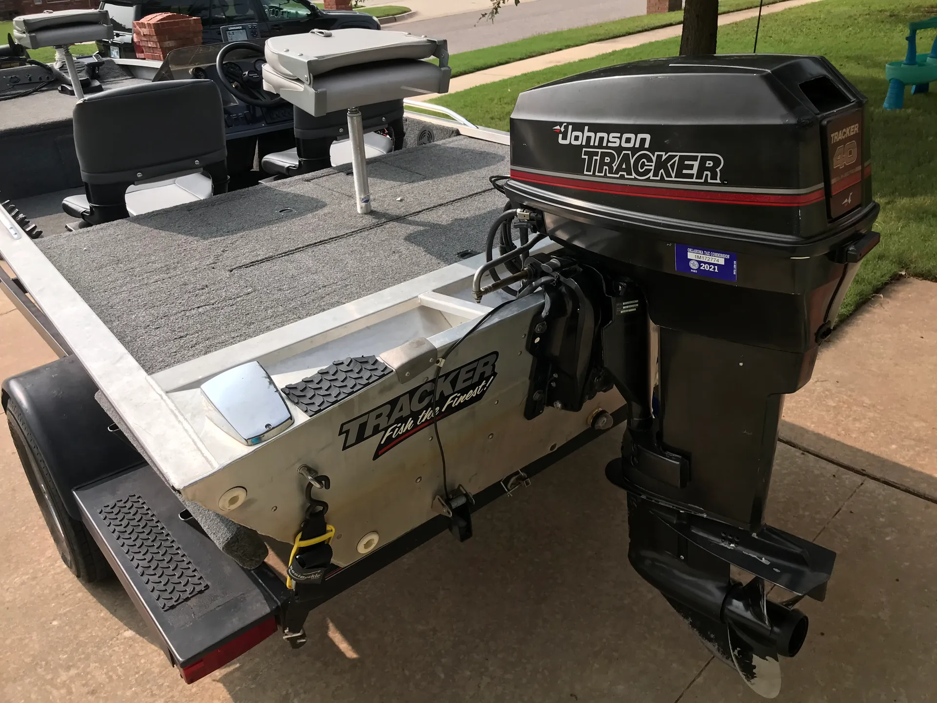 Tracker by Tracker Marine Pro 17  in Yukon, OK — photo 7